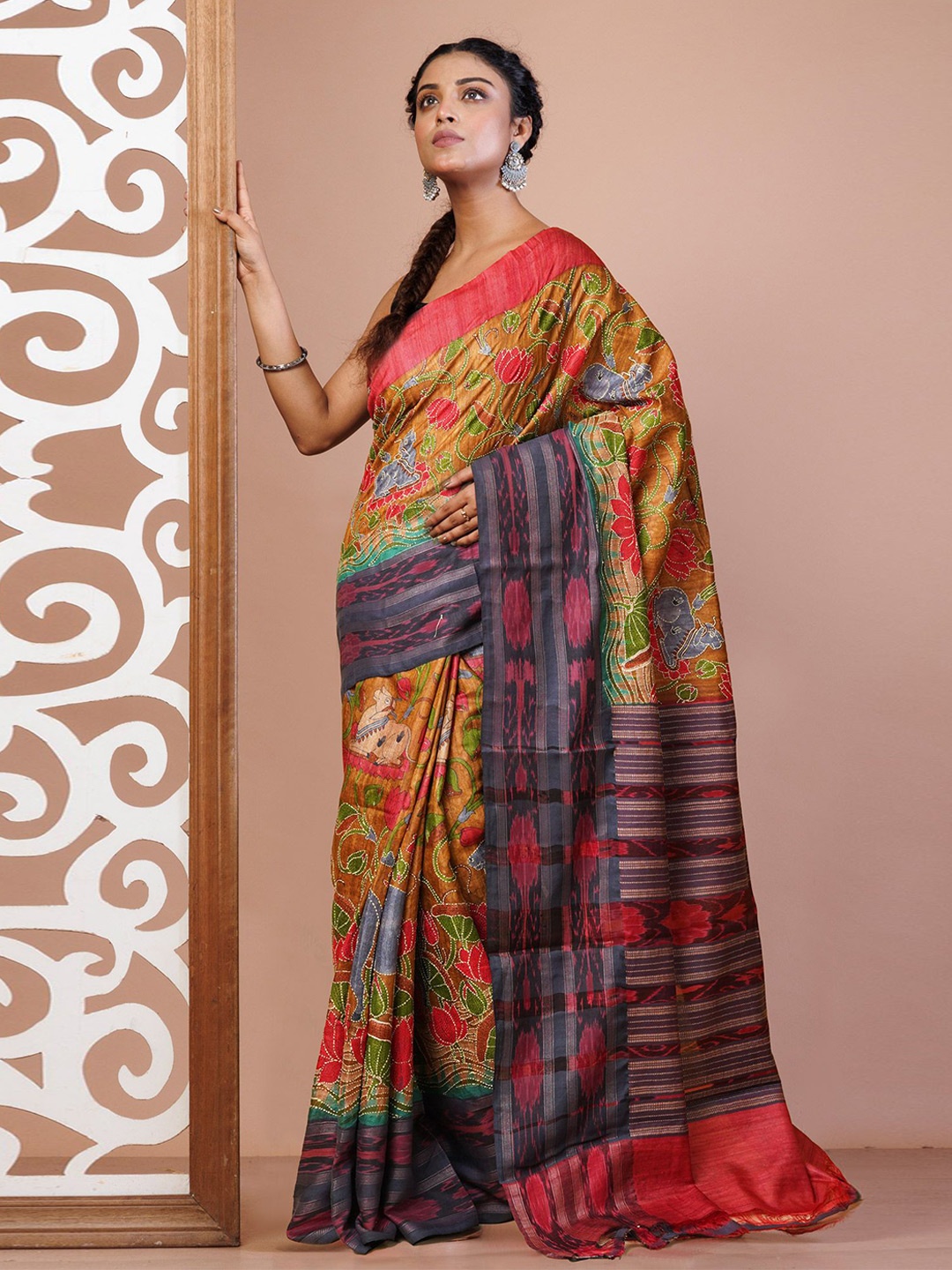 Unnati Silks Ethnic Motifs Kantha Work Pure Silk Handloom Tussar Saree, Yellow
Unnati Silks Ethnic Motifs Kantha Work Pure Silk Handloom Tussar Saree, Yellow