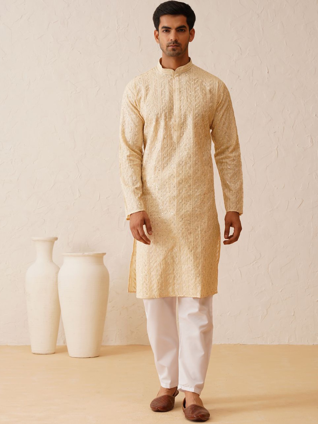 SOJANYA LUXE Ethnic Motifs Embroidered Thread Work Cotton Silk Straight Kurta with Pyjamas, Beige
SOJANYA LUXE Ethnic Motifs Embroidered Thread Work Cotton Silk Straight Kurta with Pyjamas, Beige