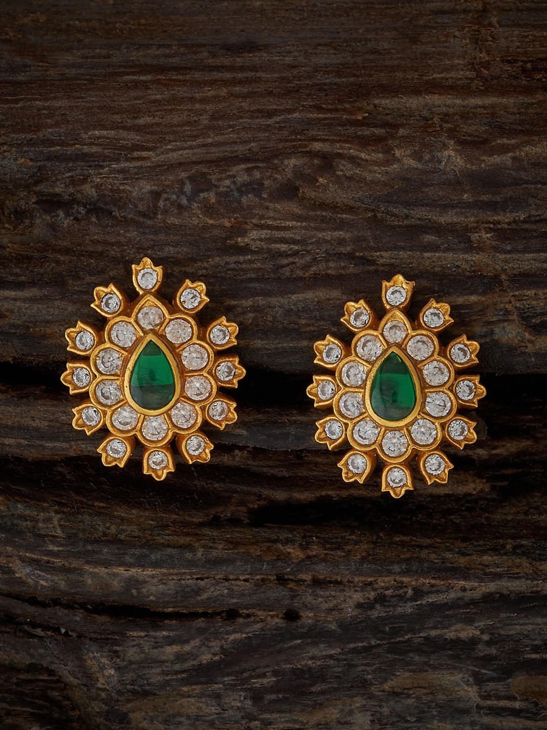Kushal's Fashion Jewellery Gold-Plated Stone-Studded 92.5 Pure Silver Studs Earrings
Kushal's Fashion Jewellery Gold-Plated Stone-Studded 92.5 Pure Silver Studs Earrings