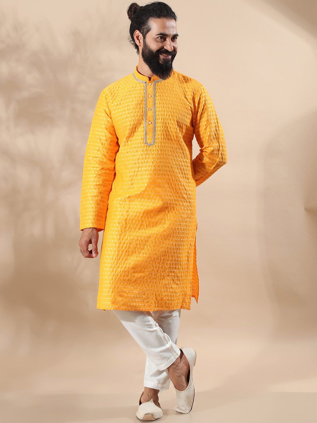FILORI Polka Dots Mandarin Collar Gotta Patti Regular Art Silk Jacquard Straight Kurta, Yellow
FILORI Polka Dots Mandarin Collar Gotta Patti Regular Art Silk Jacquard Straight Kurta, Yellow
