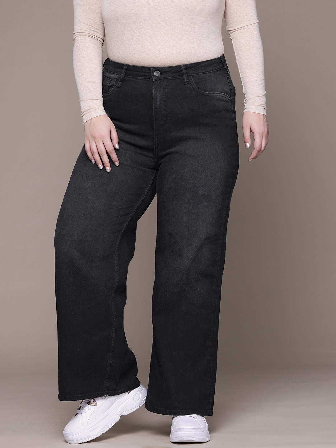 The Roadster Lifestyle Co. Women Plus Size Wide Leg High-Rise Stretchable Jeans, Black
The Roadster Lifestyle Co. Women Plus Size Wide Leg High-Rise Stretchable Jeans, Black