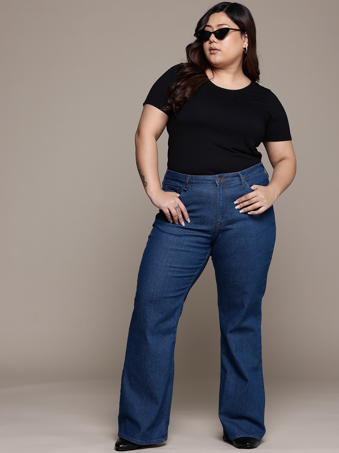 The Roadster Lifestyle Co. Women Plus Size Wide Leg High-Rise Stretchable Jeans, Blue
The Roadster Lifestyle Co. Women Plus Size Wide Leg High-Rise Stretchable Jeans, Blue