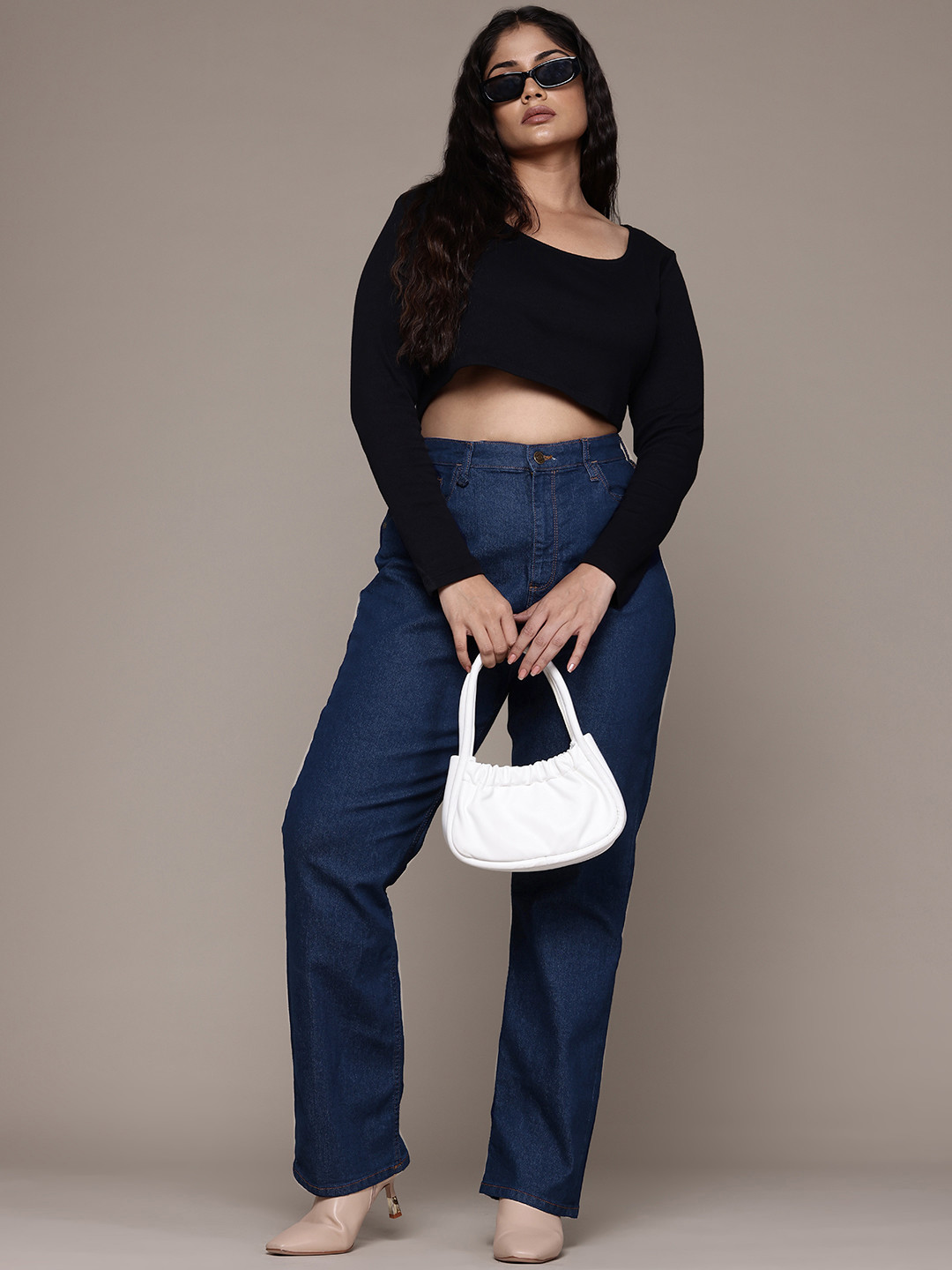 The Roadster Lifestyle Co. Women Plus Size Straight Fit High-Rise Stretchable Jeans, Blue
The Roadster Lifestyle Co. Women Plus Size Straight Fit High-Rise Stretchable Jeans, Blue