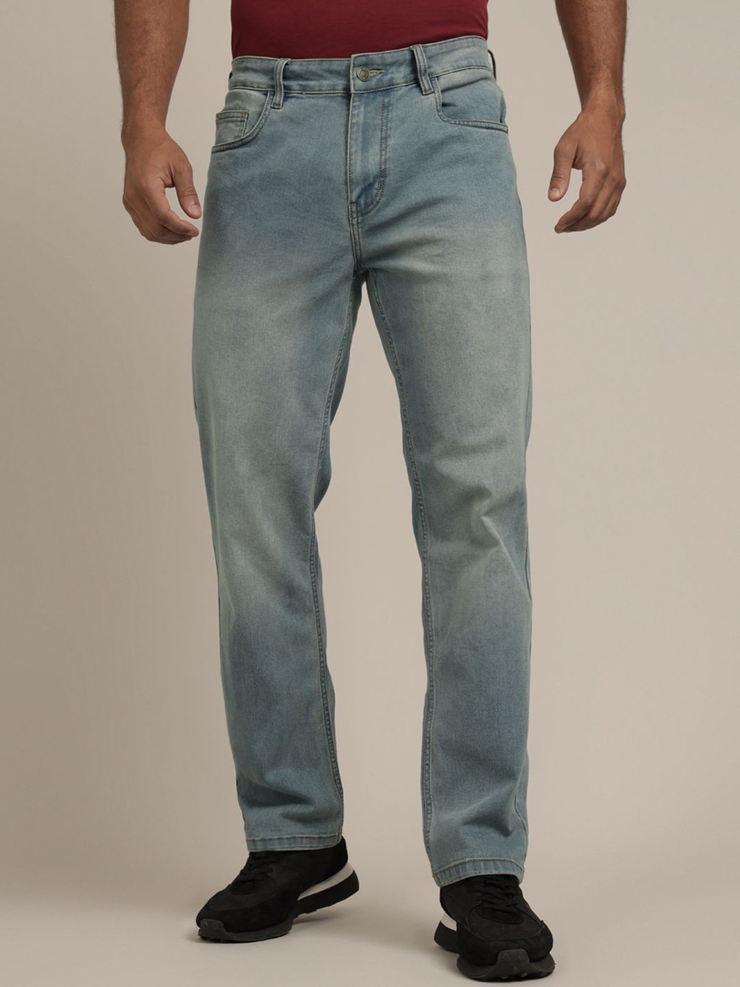 The Roadster Lifestyle Co. Men Mid Rise Clean Look Heavy Fade Stretchable Denim Jeans, Blue
The Roadster Lifestyle Co. Men Mid Rise Clean Look Heavy Fade Stretchable Denim Jeans, Blue