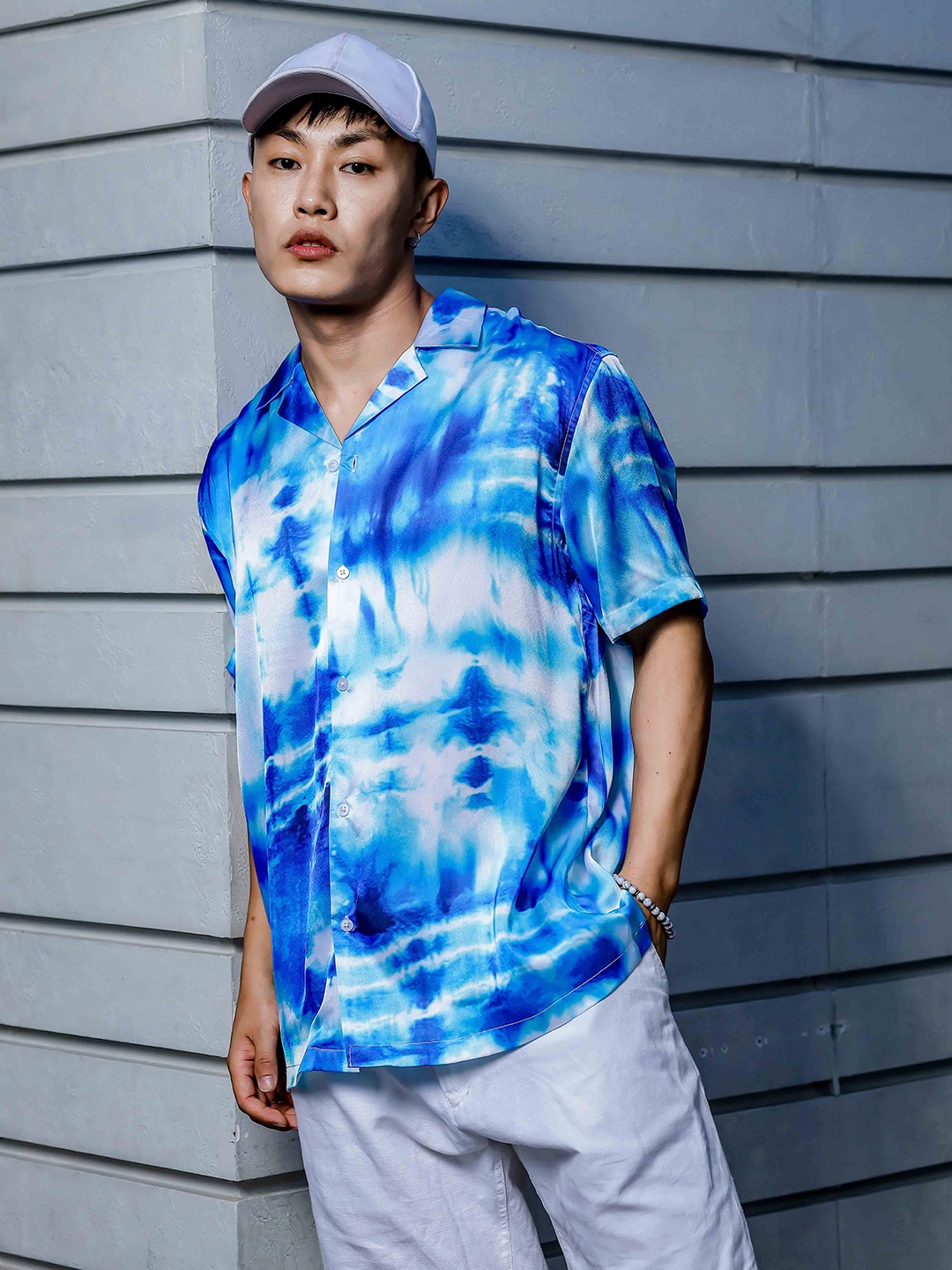 House of Koala Unisex Tie & Dye Abstract Printed Cuban Collar Classic Relaxed Fit Resort Shirt, Blue
House of Koala Unisex Tie & Dye Abstract Printed Cuban Collar Classic Relaxed Fit Resort Shirt, Blue