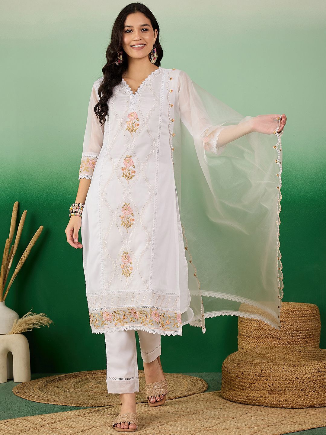 Sangria White Floral Embroidered Sequence Organza Straight Kurta & Trousers With Dupatta
Sangria White Floral Embroidered Sequence Organza Straight Kurta & Trousers With Dupatta