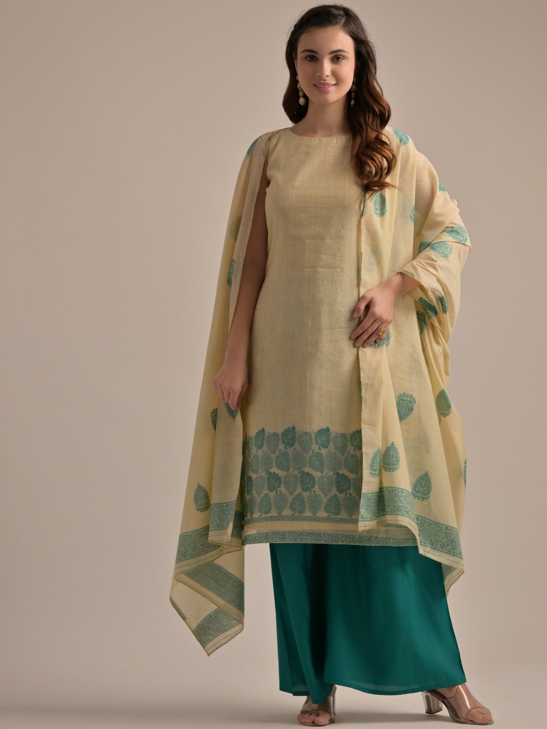 ZARIMO Ethnic Motifs Sleeveless Woven Design Linen Kurta With Palazzos & Dupatta, Cream
ZARIMO Ethnic Motifs Sleeveless Woven Design Linen Kurta With Palazzos & Dupatta, Cream