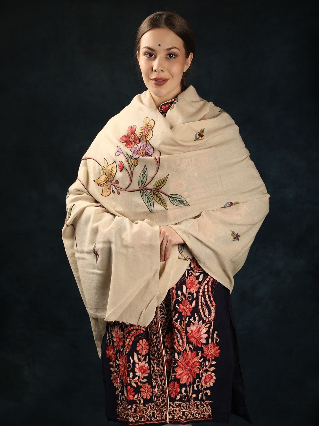 Exotic India Almond Milk Floral Aari Hand Embroidered Pure Wool Kashmiri Shawl, Cream
Exotic India Almond Milk Floral Aari Hand Embroidered Pure Wool Kashmiri Shawl, Cream