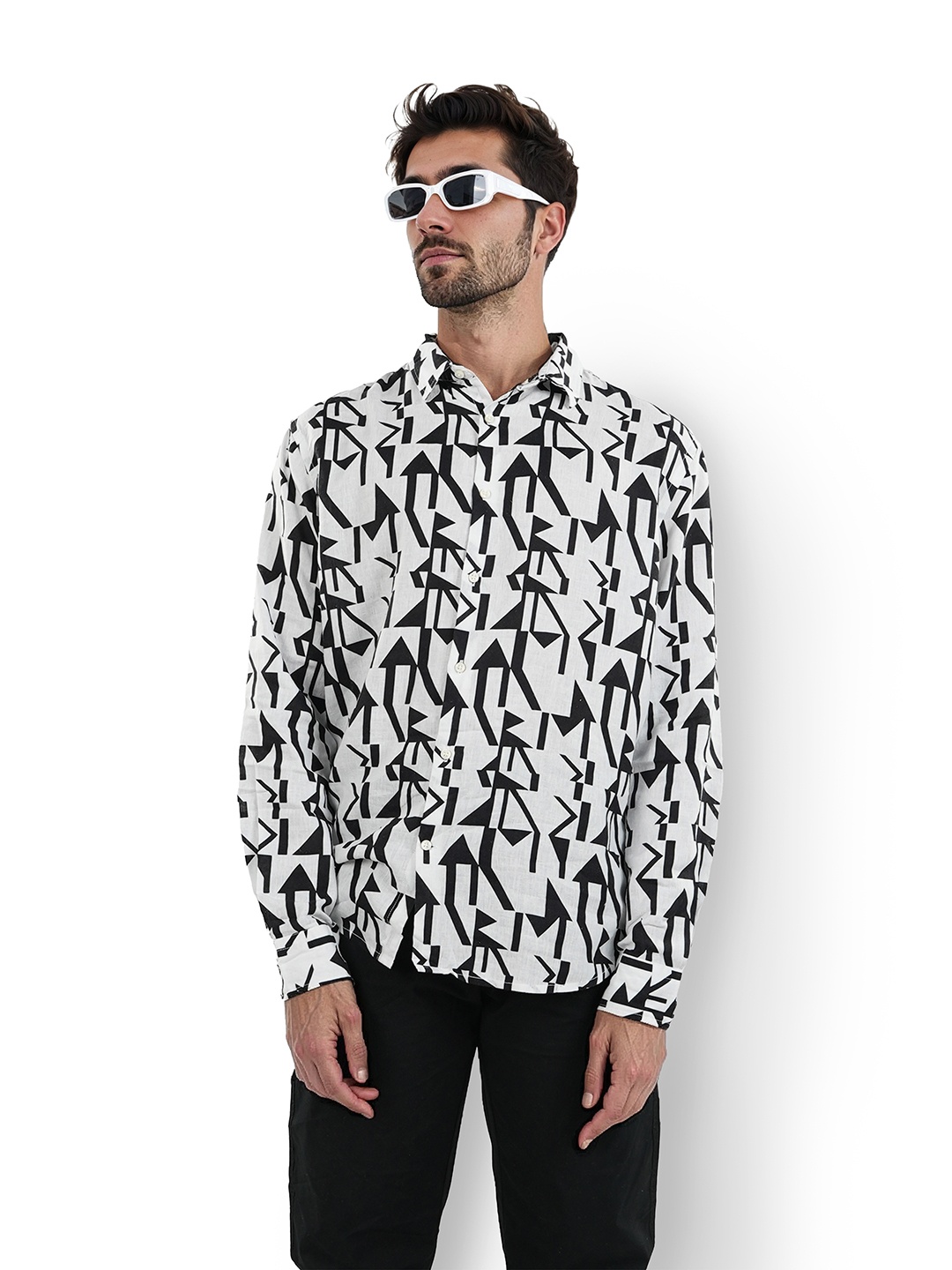 Celio Spread Collar Long Sleeves Classic Animal Printed Regular Fit Casual Shirt, White
Celio Spread Collar Long Sleeves Classic Animal Printed Regular Fit Casual Shirt, White