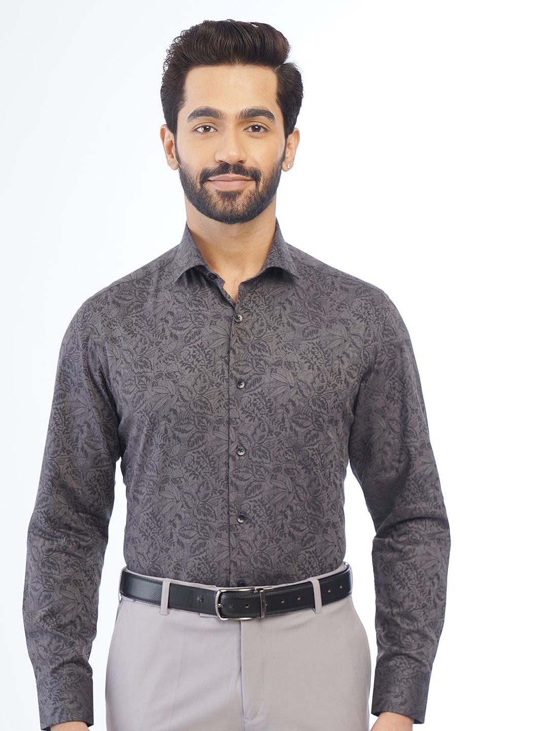 METAL Spread Collar Long Sleeves Slim Fit Floral Printed Cotton Formal Shirt, Grey
METAL Spread Collar Long Sleeves Slim Fit Floral Printed Cotton Formal Shirt, Grey