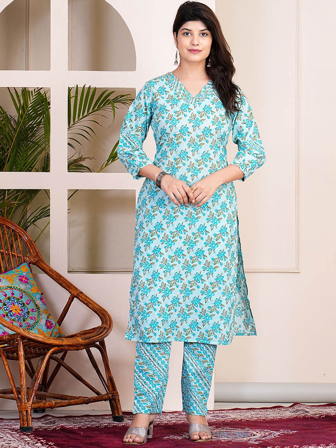 SIGNORIA V Neck Floral Printed Thread Work Pure Cotton Kurta with Trouser & Dupatta, Blue
SIGNORIA V Neck Floral Printed Thread Work Pure Cotton Kurta with Trouser & Dupatta, Blue