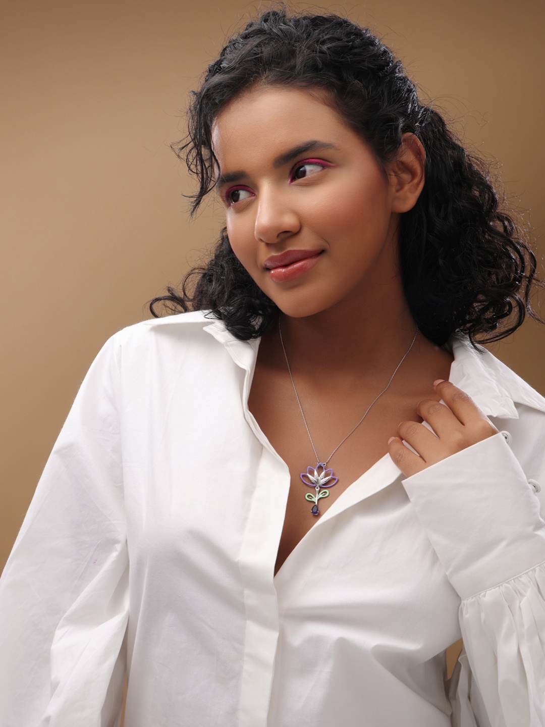 Kicky And Perky 925 Sterling Silver Enamel & Lolite Studded Floral Pendant with Chain
Kicky And Perky 925 Sterling Silver Enamel & Lolite Studded Floral Pendant with Chain
