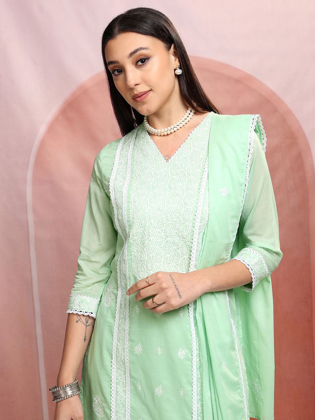 Vishudh Floral Embroidered Pure Cotton Straight Kurta with Trousers & With Dupatta, Green
Vishudh Floral Embroidered Pure Cotton Straight Kurta with Trousers & With Dupatta, Green