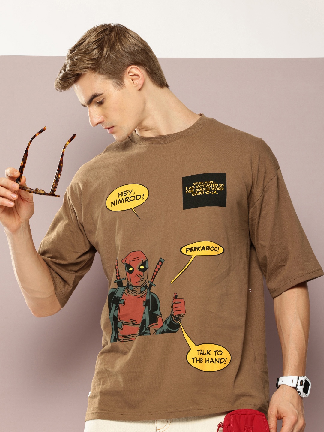 Kook N Keech Marvel Men Deadpool Printed Drop-Shoulder Sleeves Oversized T-shirt, Coffee brown
Kook N Keech Marvel Men Deadpool Printed Drop-Shoulder Sleeves Oversized T-shirt, Coffee brown
