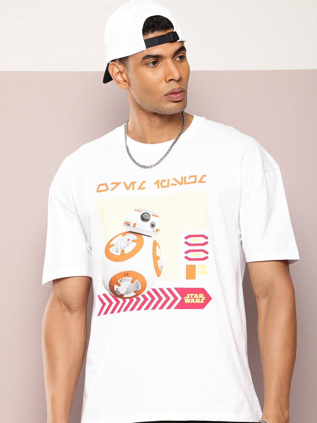 Kook N Keech Men Starwars BB-8 Droid Printed Oversized Pure Cotton T-shirt, White
Kook N Keech Men Starwars BB-8 Droid Printed Oversized Pure Cotton T-shirt, White