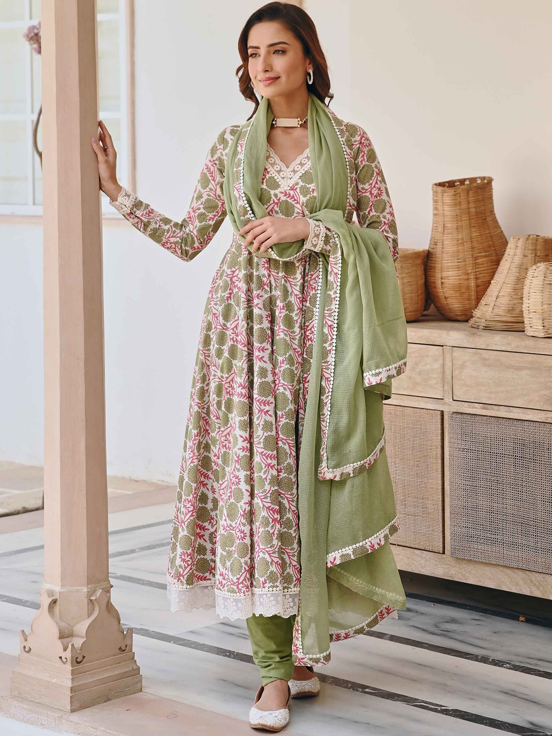 KARAJ JAIPUR Floral Printed Pure Cotton Anarkali Kurta With Trousers & Dupatta, Green
KARAJ JAIPUR Floral Printed Pure Cotton Anarkali Kurta With Trousers & Dupatta, Green