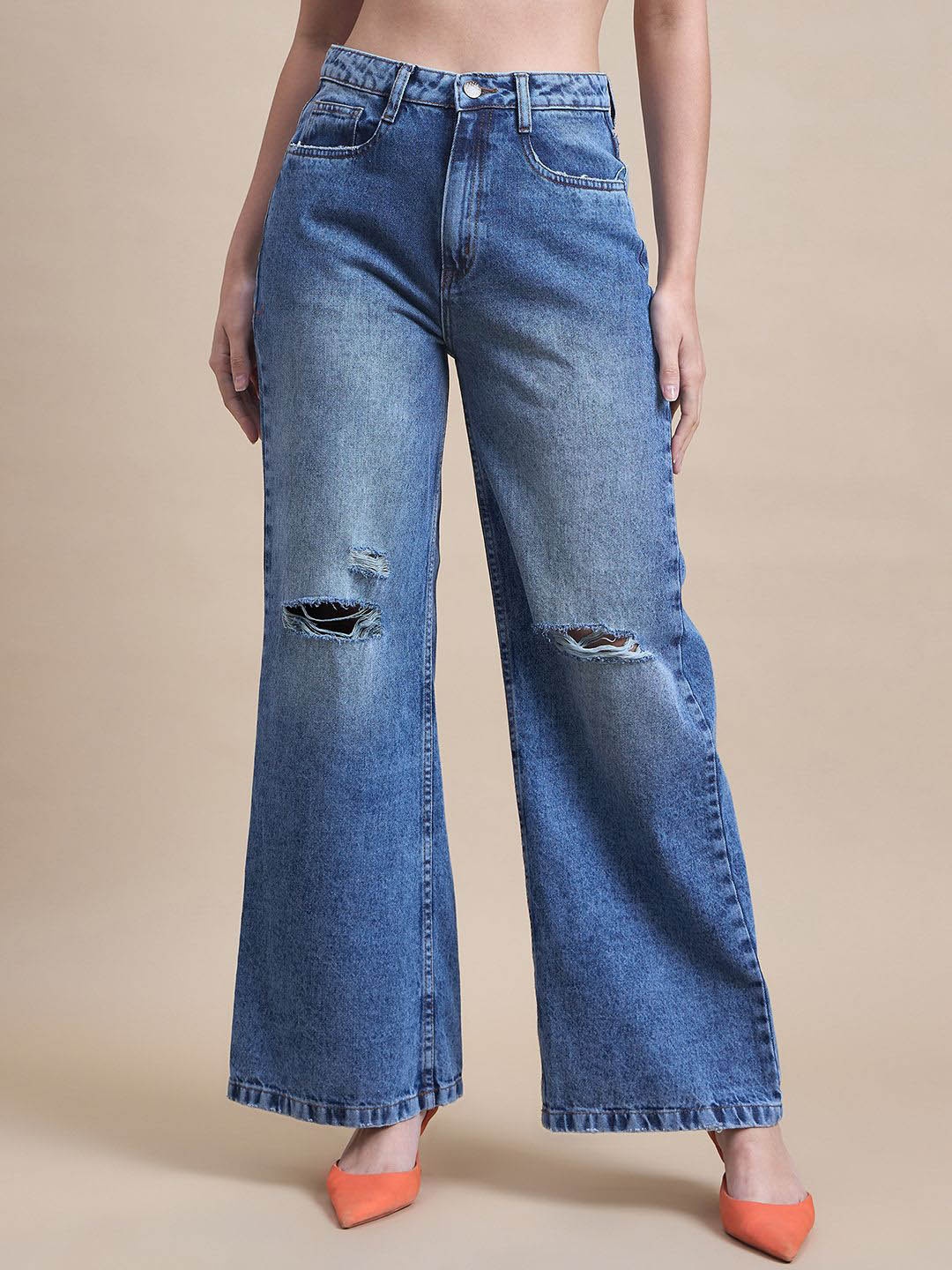 The Roadster Lifestyle Co. Women Blue Wide-Leg High-Rise Light Fade Classic Cotton Jeans
The Roadster Lifestyle Co. Women Blue Wide-Leg High-Rise Light Fade Classic Cotton Jeans