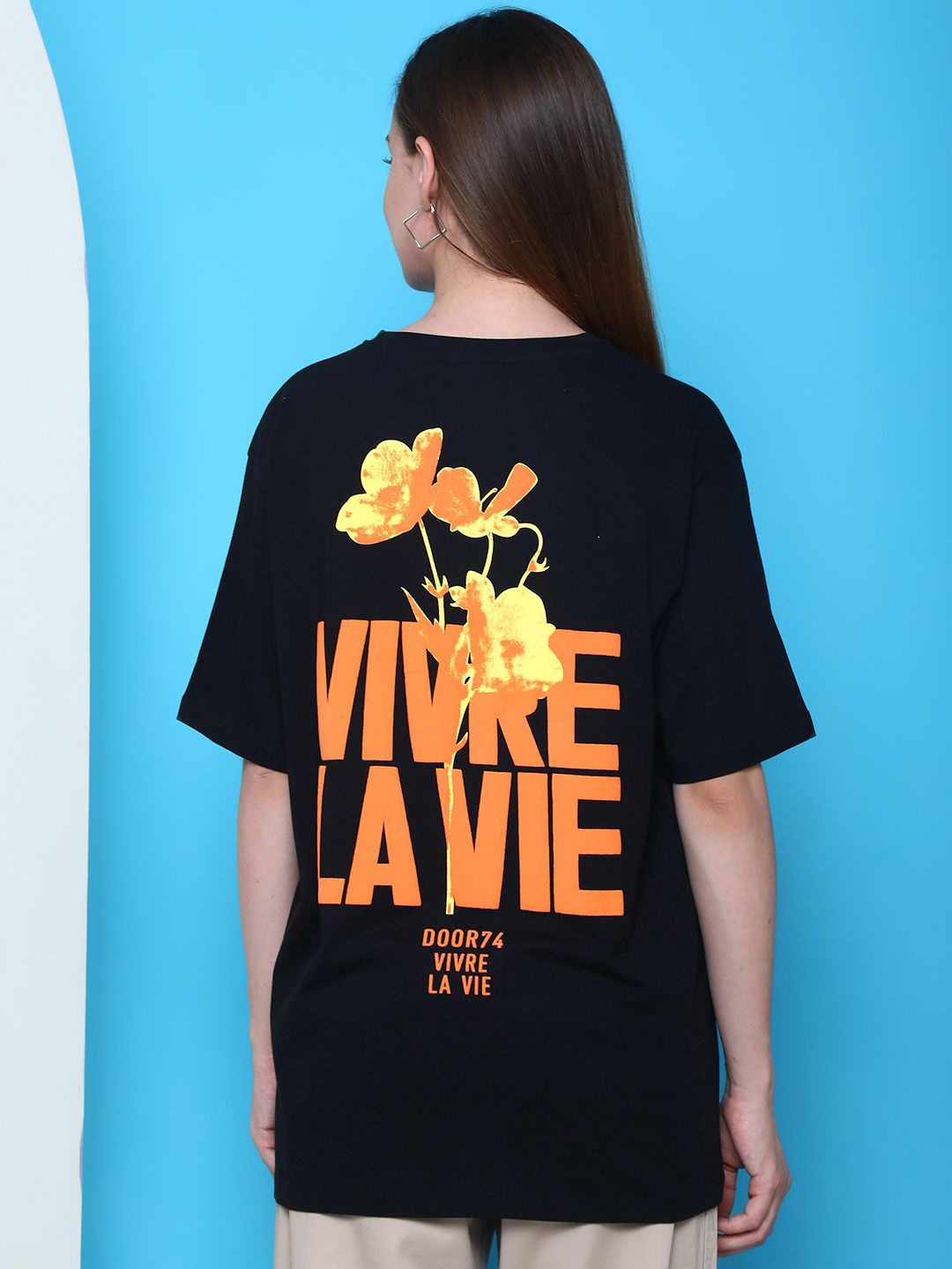 DOOR74 Typography Printed Drop Shoulder Sleeves Cotton Oversized Longline T-shirt, Black
DOOR74 Typography Printed Drop Shoulder Sleeves Cotton Oversized Longline T-shirt, Black