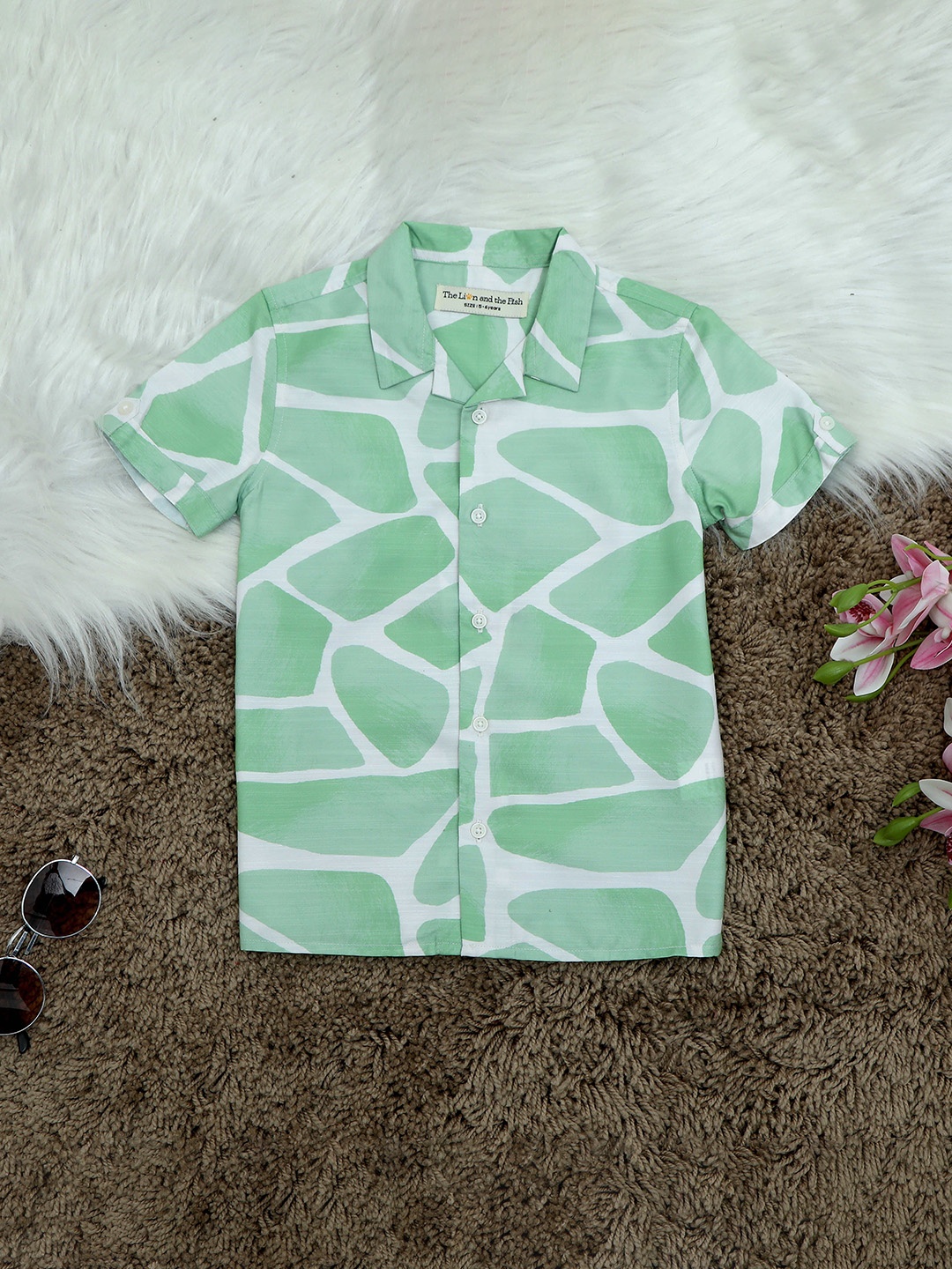 The Lion and The Fish Boys Relaxed Fit Zaraffah Cuban Collar Casual Shirt, Green
The Lion and The Fish Boys Relaxed Fit Zaraffah Cuban Collar Casual Shirt, Green