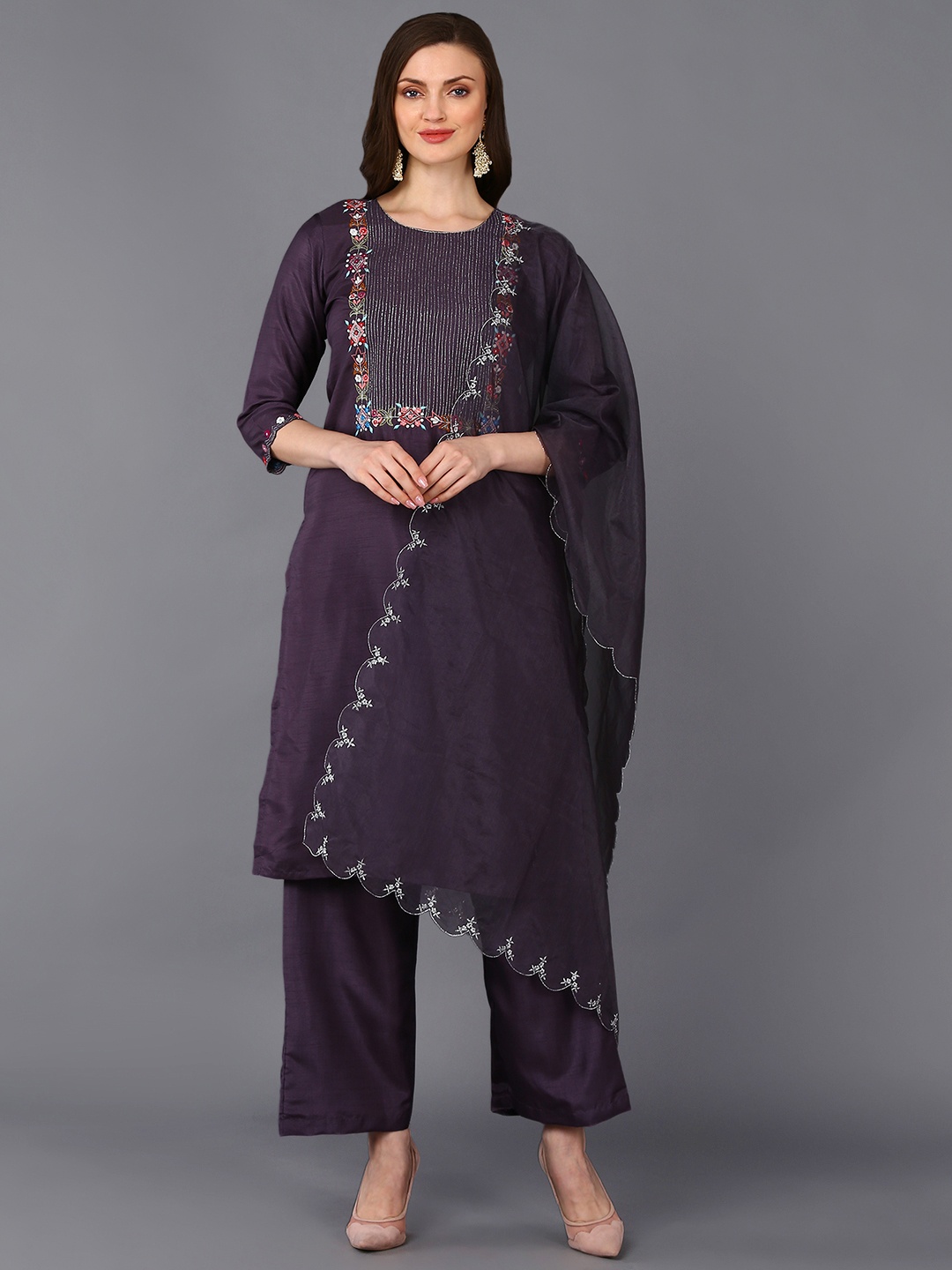KALINI Ethnic Motifs Yoke Designed Regular Thread Work Kurta with Palazzos & Dupatta, Purple
KALINI Ethnic Motifs Yoke Designed Regular Thread Work Kurta with Palazzos & Dupatta, Purple