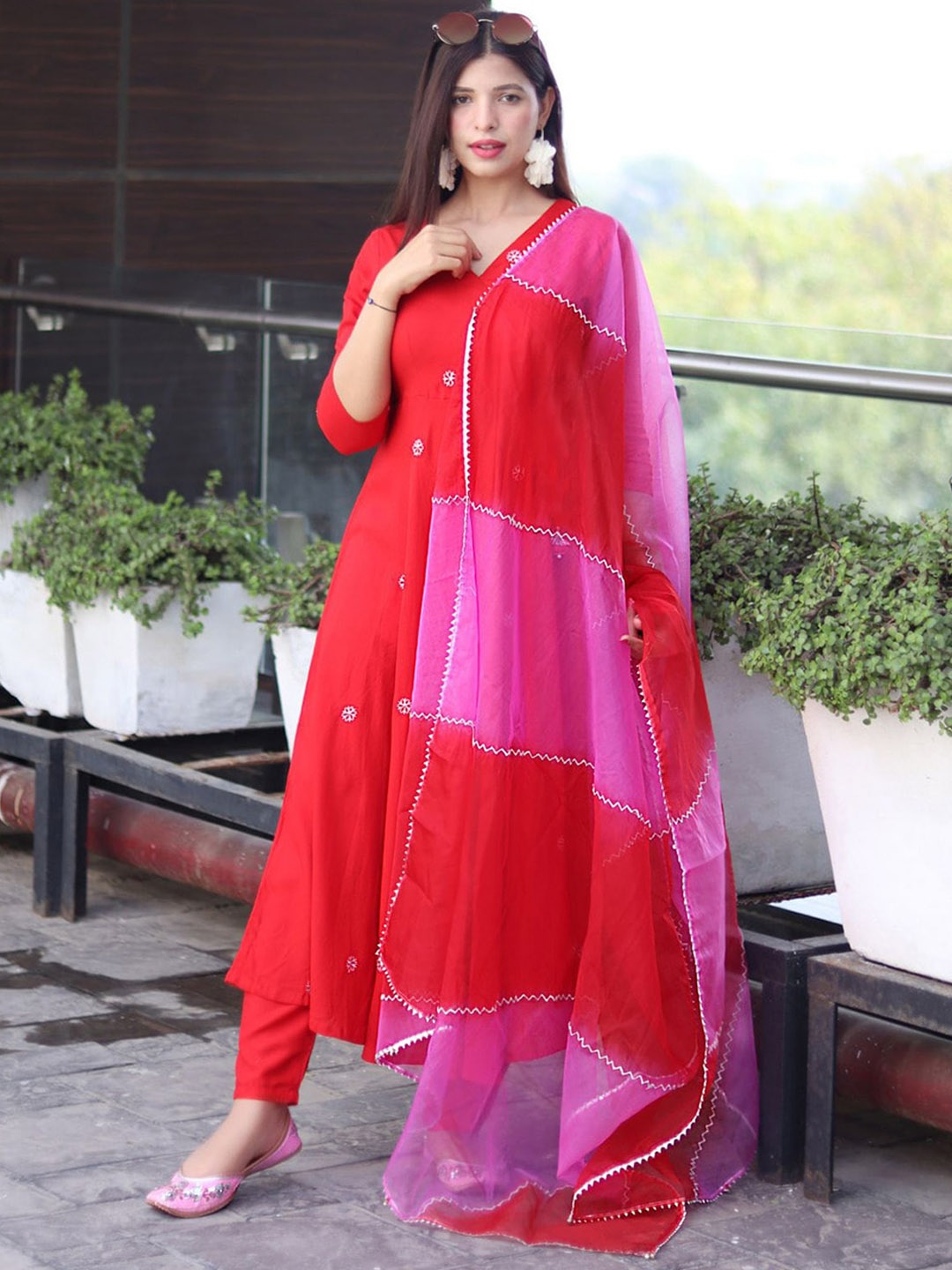 Anni Designer Ethnic Motifs Embroidered Regular Anarkali Kurta With Trousers & Dupatta, Red
Anni Designer Ethnic Motifs Embroidered Regular Anarkali Kurta With Trousers & Dupatta, Red