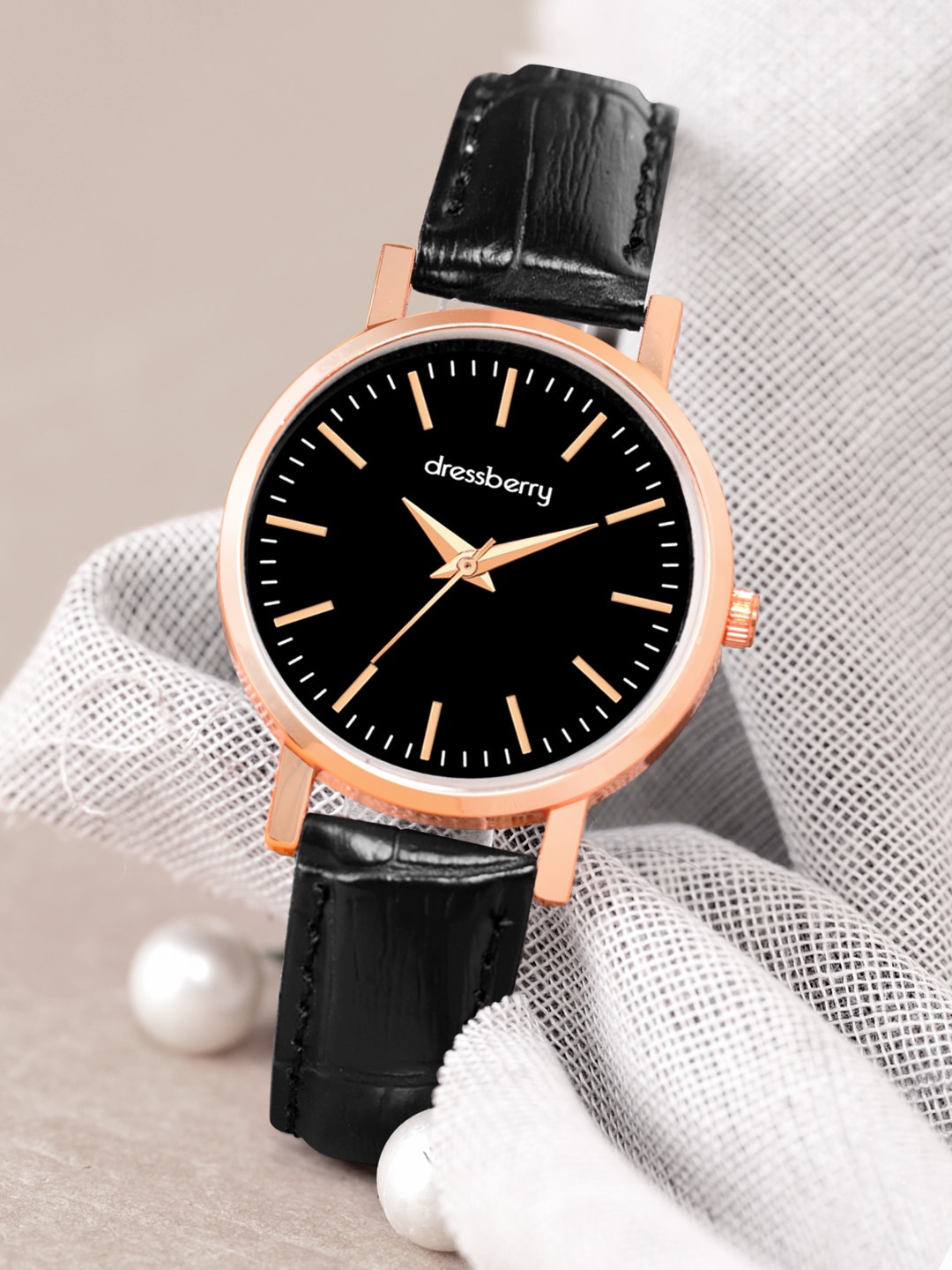 DressBerry Women Embellished Dial & Leather Straps Analogue Watch HOBDB-NEW-143-BK, Black
DressBerry Women Embellished Dial & Leather Straps Analogue Watch HOBDB-NEW-143-BK, Black