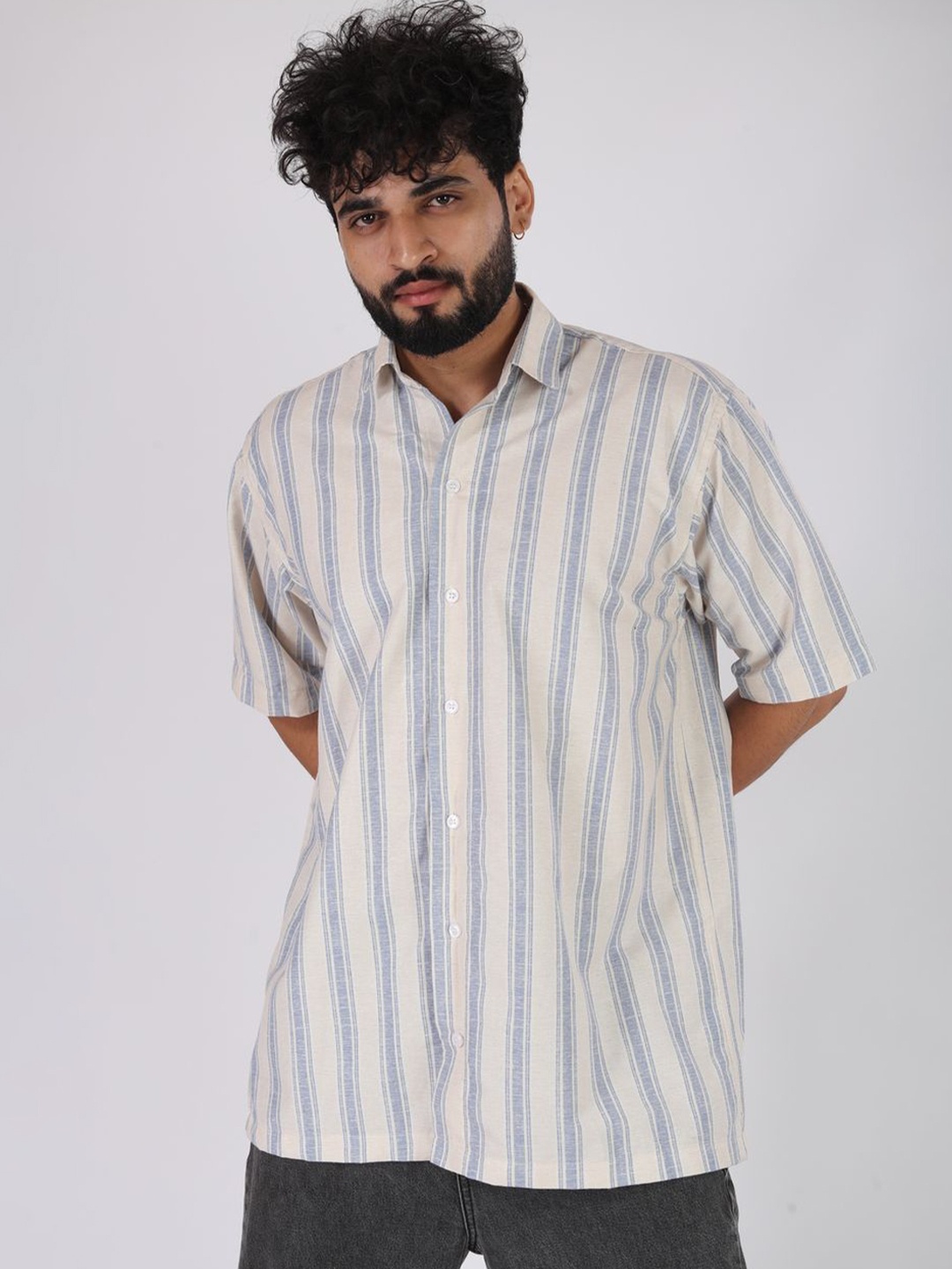BROWN BROTHERS Relaxed Striped Spread Collar Short Sleeves Cotton Casual Shirt, White
BROWN BROTHERS Relaxed Striped Spread Collar Short Sleeves Cotton Casual Shirt, White