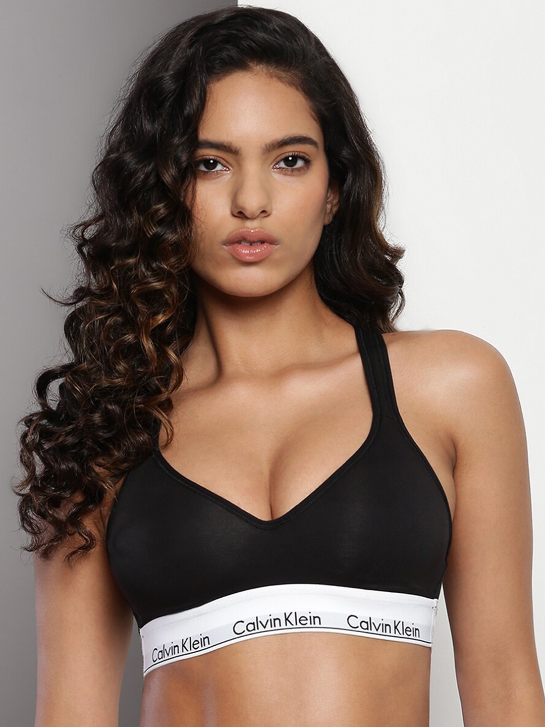 Calvin Klein Underwear Medium Coverage Non Padded Super Support Bra - All Day Comfort, Black
Calvin Klein Underwear Medium Coverage Non Padded Super Support Bra - All Day Comfort, Black