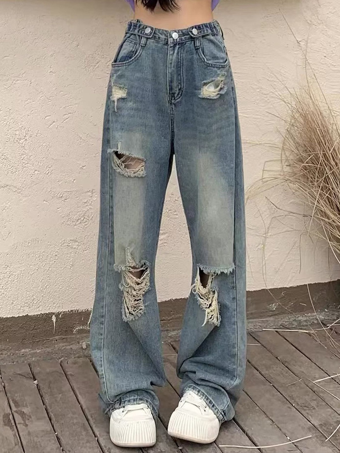 LULU & SKY Women Straight Fit High-Rise Highly Distressed Light Fade Jeans, Blue
LULU & SKY Women Straight Fit High-Rise Highly Distressed Light Fade Jeans, Blue