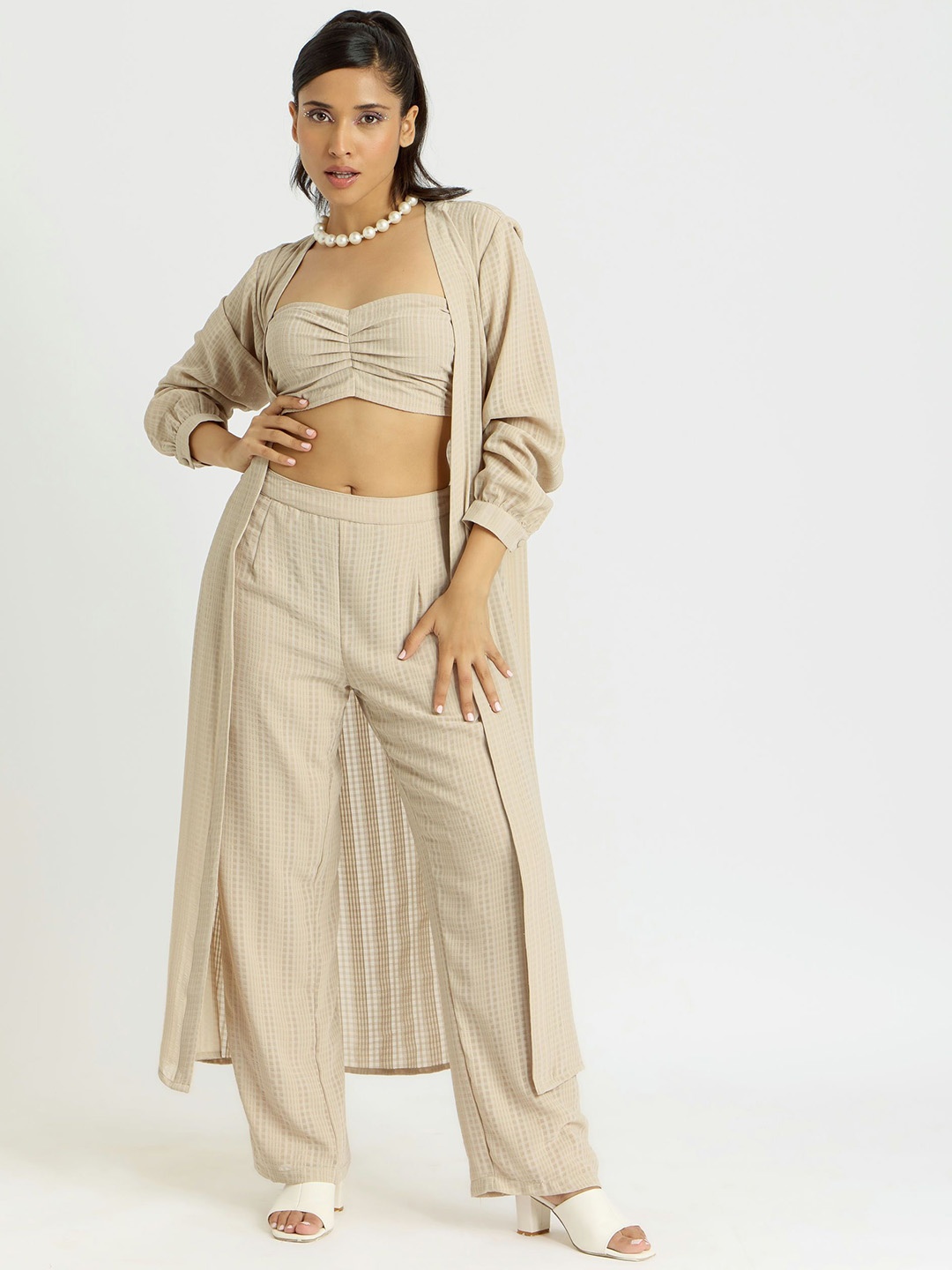 Alaya By Stage3 Checked Collarless Long Sleeves Georgette Longline Open Front Jacket, Off white
Alaya By Stage3 Checked Collarless Long Sleeves Georgette Longline Open Front Jacket, Off white