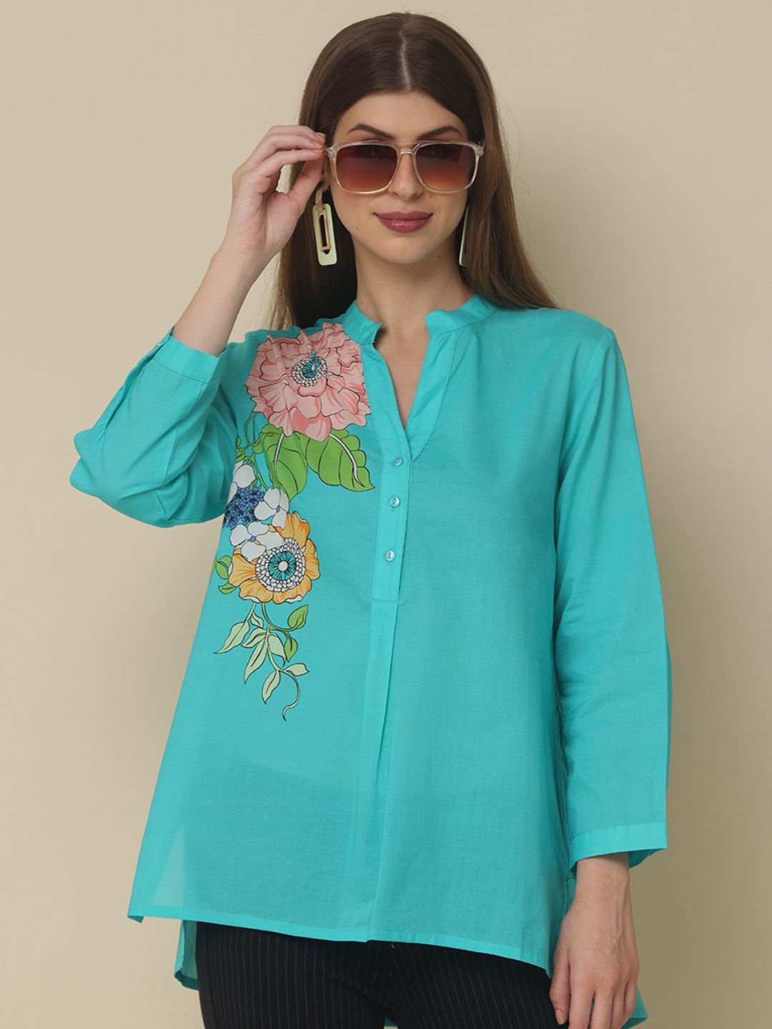 Zolo Label Floral Printed Mandarin Collar Cuffed Sleeves Cotton Shirt Style Top, Green
Zolo Label Floral Printed Mandarin Collar Cuffed Sleeves Cotton Shirt Style Top, Green