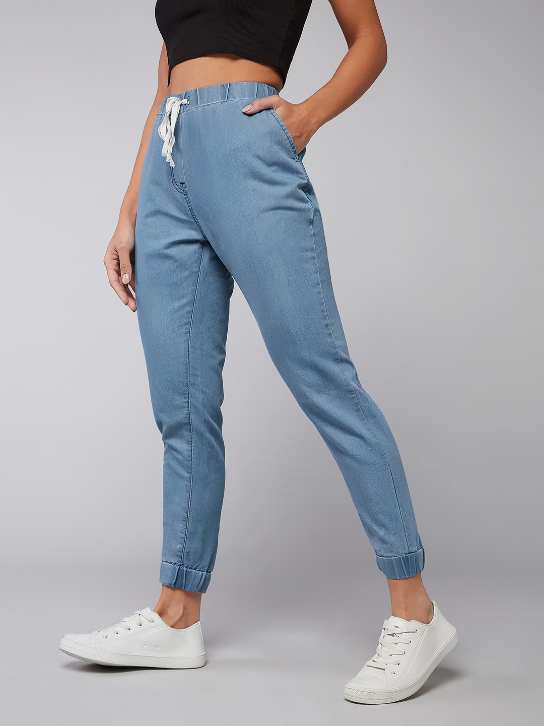 DOLCE CRUDO Women Lightweight Regular Fit Mid Rise Regular Length Non-Stretchable Denim Joggers, Blue
DOLCE CRUDO Women Lightweight Regular Fit Mid Rise Regular Length Non-Stretchable Denim Joggers, Blue
