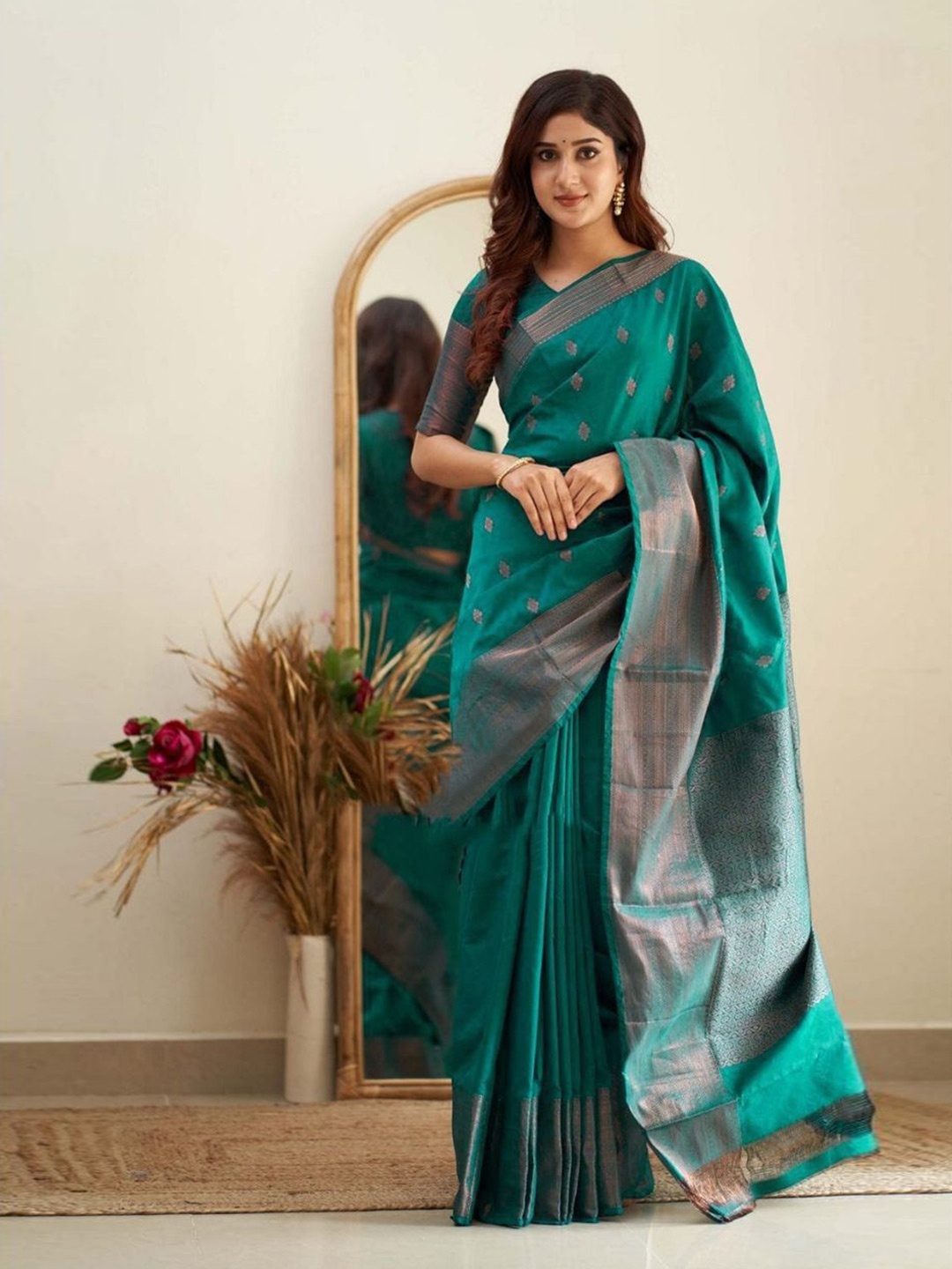 revika Woven Design Zari Pure Silk Kanjeevaram Saree, Sea green