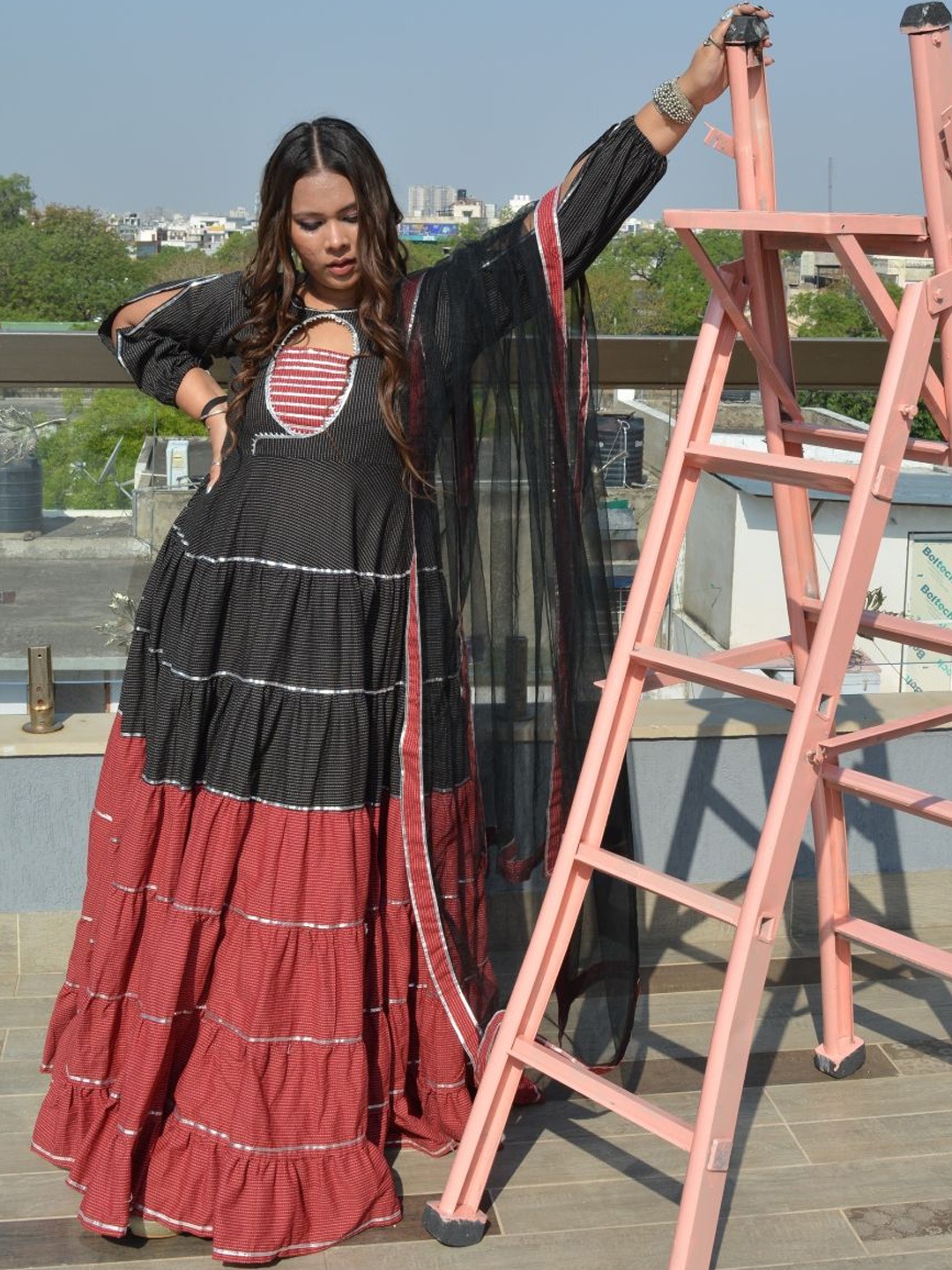 Swadeshi Shringaar Striped Gotta Patti Empire Anarkali Kurta & Trousers & Dupatta, Black
Swadeshi Shringaar Striped Gotta Patti Empire Anarkali Kurta & Trousers & Dupatta, Black