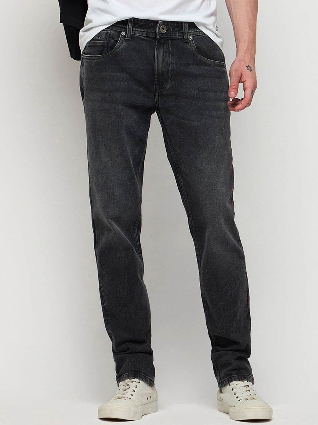 DAGERRFLY Men Straight Fit Light Fade Mid-Rise Clean Look Cotton Denim Stretchable Jeans, Black
DAGERRFLY Men Straight Fit Light Fade Mid-Rise Clean Look Cotton Denim Stretchable Jeans, Black