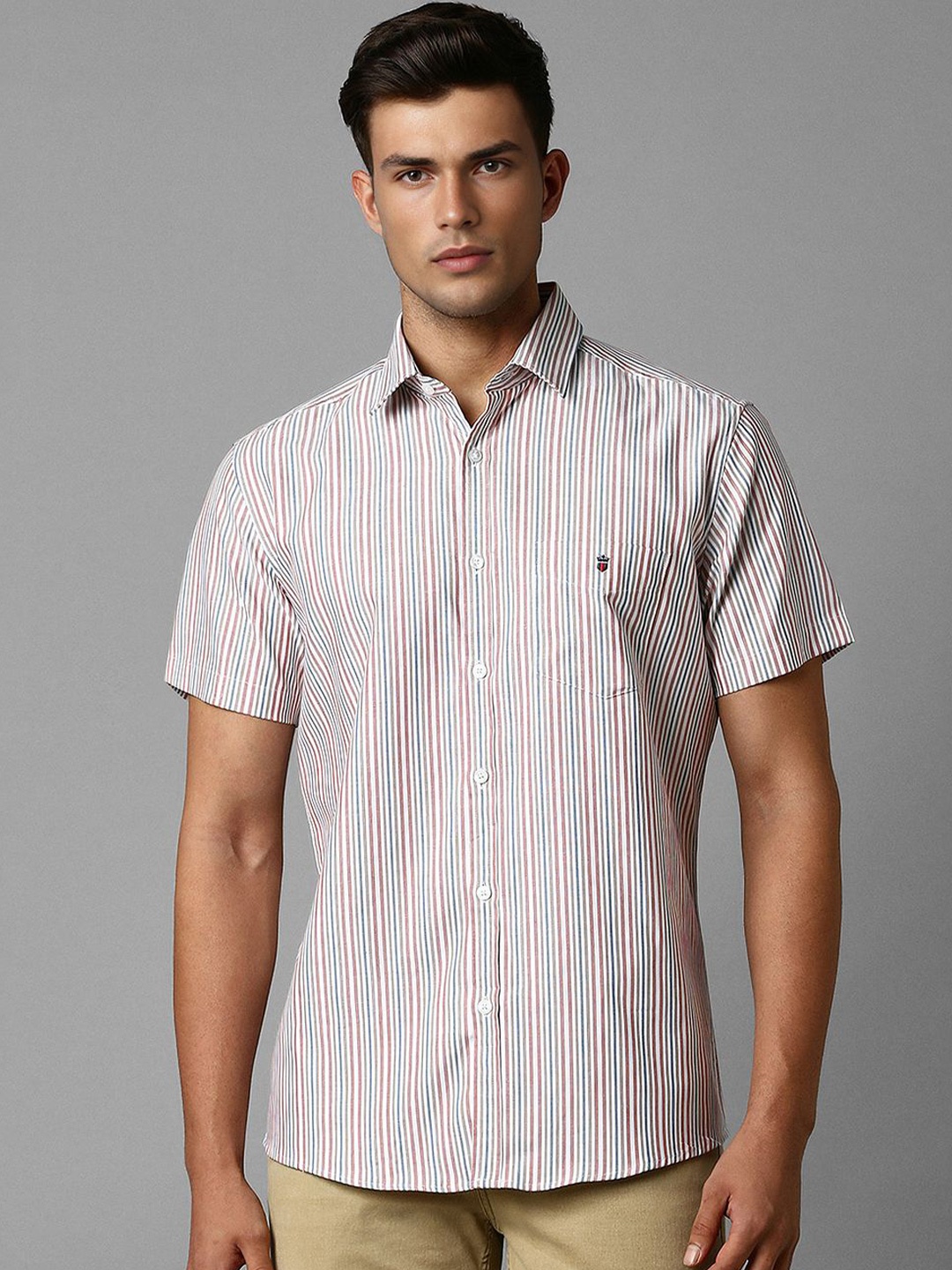 Louis Philippe Sport Spread Collar Short Sleeves Slim Fit Cotton Striped Casual Shirt, Grey
Louis Philippe Sport Spread Collar Short Sleeves Slim Fit Cotton Striped Casual Shirt, Grey
