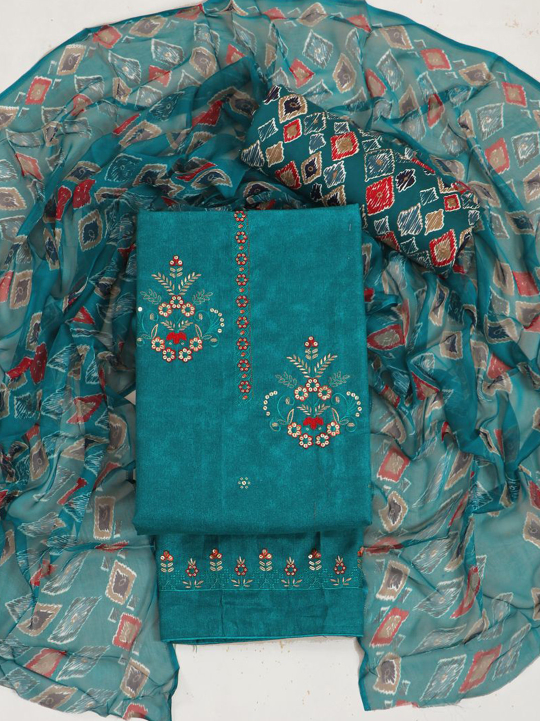 ASISA Ethnic Motifs Embroidered Sequinned Pure Cotton Unstitched Dress Material, Green
ASISA Ethnic Motifs Embroidered Sequinned Pure Cotton Unstitched Dress Material, Green