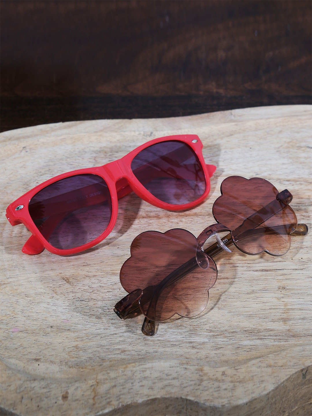 DukieKooky Kids Pack Of 2 Round Sunglasses with UV Protected Lens DKSG345g, Red
DukieKooky Kids Pack Of 2 Round Sunglasses with UV Protected Lens DKSG345g, Red