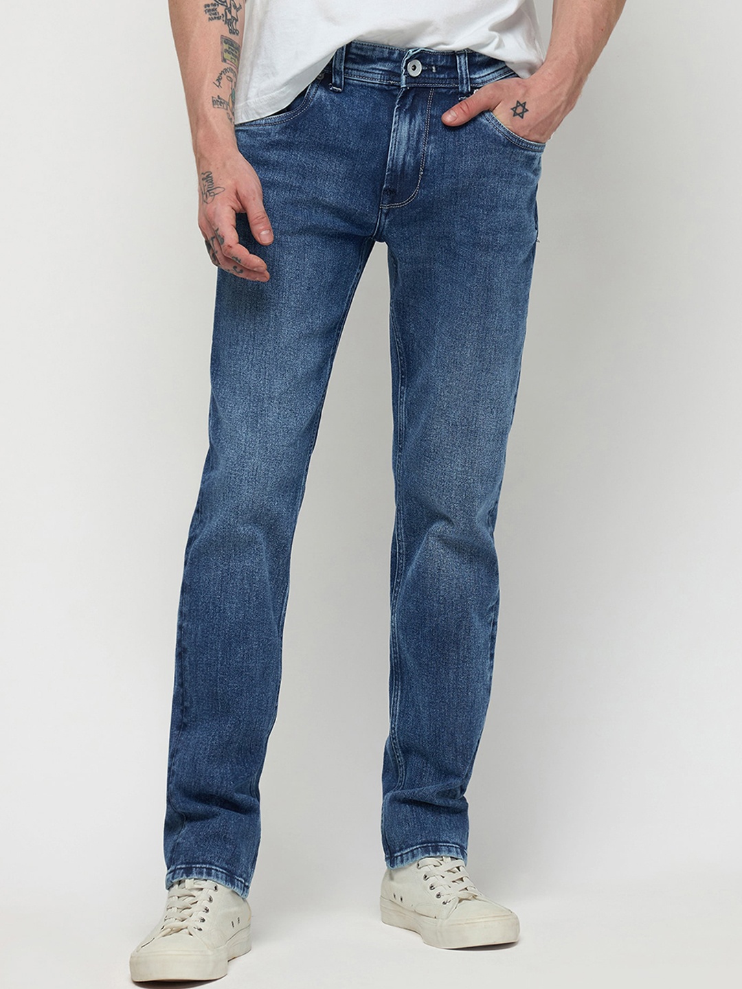 DAGERRFLY Men Clean Look Light Fade Straight Fit Mid-Rise Stretchable Denim Jeans, Blue
DAGERRFLY Men Clean Look Light Fade Straight Fit Mid-Rise Stretchable Denim Jeans, Blue