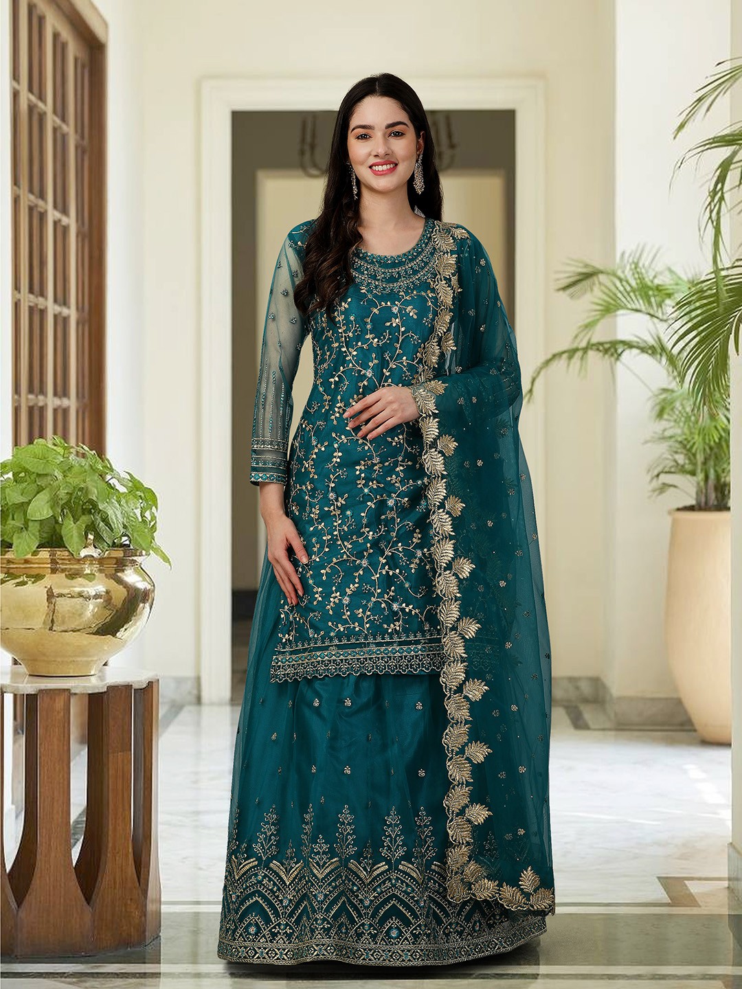 Trendmalls Floral Embroidered Regular Beads and Stones Kurta with Skirt & Dupatta, Teal
Trendmalls Floral Embroidered Regular Beads and Stones Kurta with Skirt & Dupatta, Teal