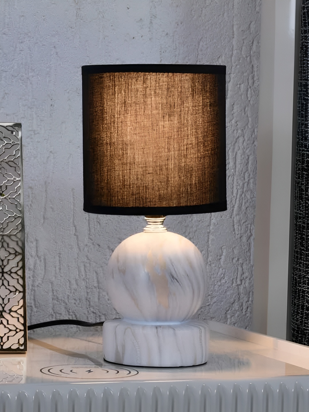 Athome by Nilkamal White Textured Ceramic Contemporary Cylindrical Shaped Table Lamp
Athome by Nilkamal White Textured Ceramic Contemporary Cylindrical Shaped Table Lamp