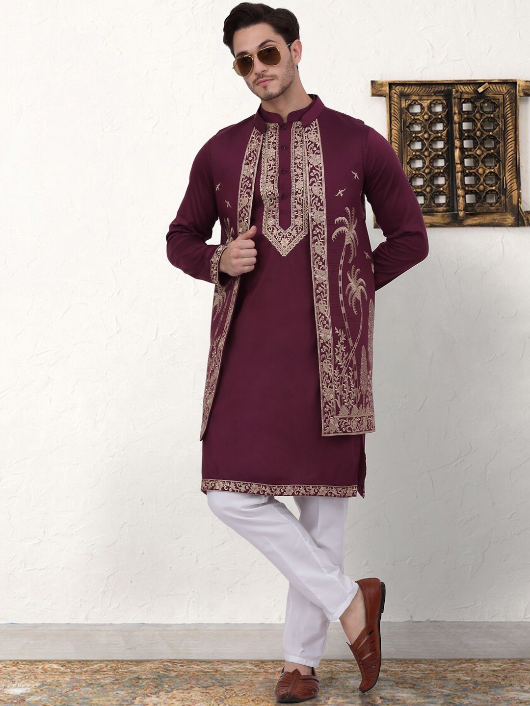 Jompers Embroidered Mandarin Collar Straight Chikankari Kurta With Pyjamas & Waistcoat, Purple
Jompers Embroidered Mandarin Collar Straight Chikankari Kurta With Pyjamas & Waistcoat, Purple