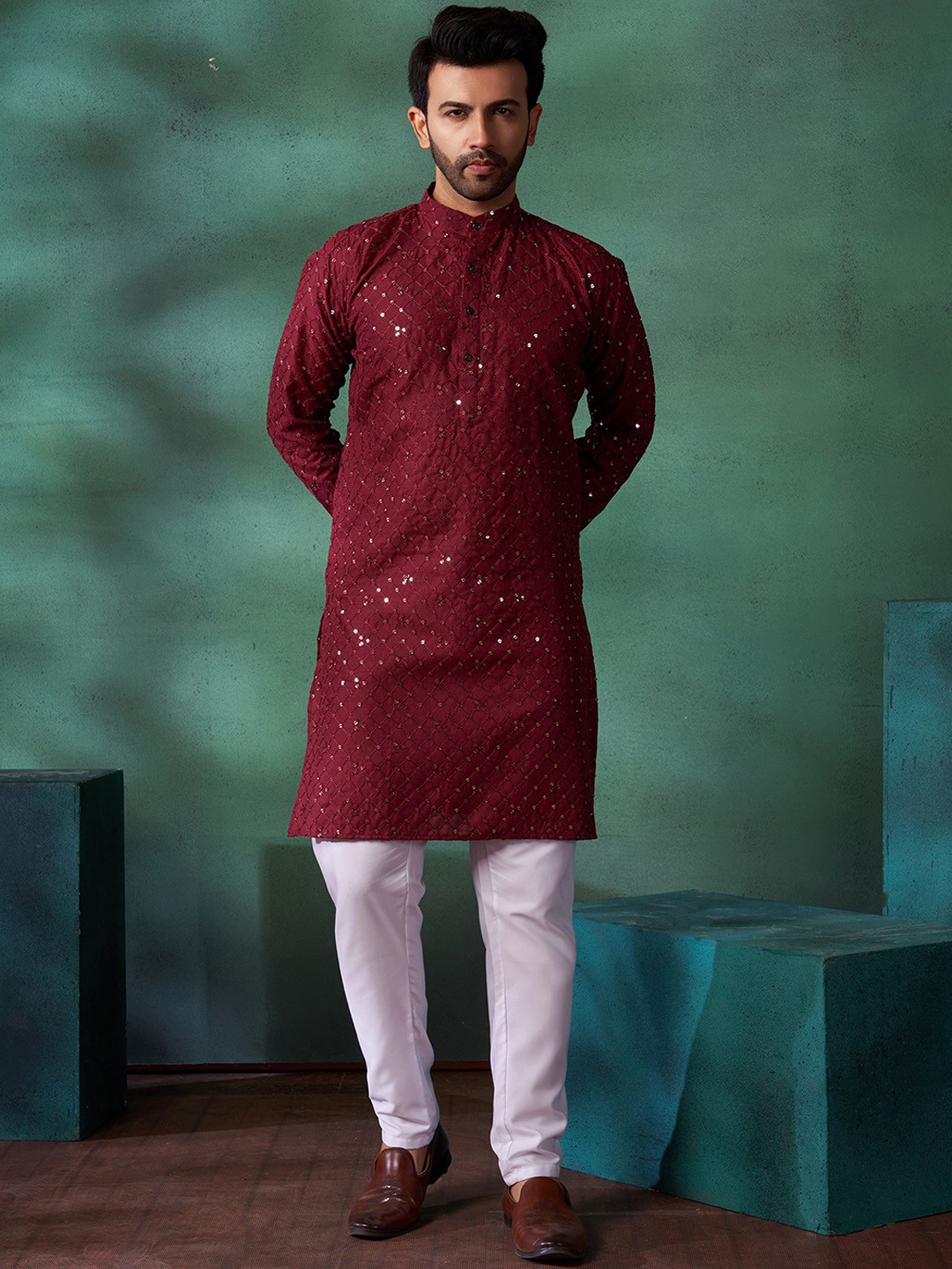 Fashion FRICKS Men Ethnic Motifs Embroidered Regular Sequinned Kurta with Pyjamas, Maroon
Fashion FRICKS Men Ethnic Motifs Embroidered Regular Sequinned Kurta with Pyjamas, Maroon