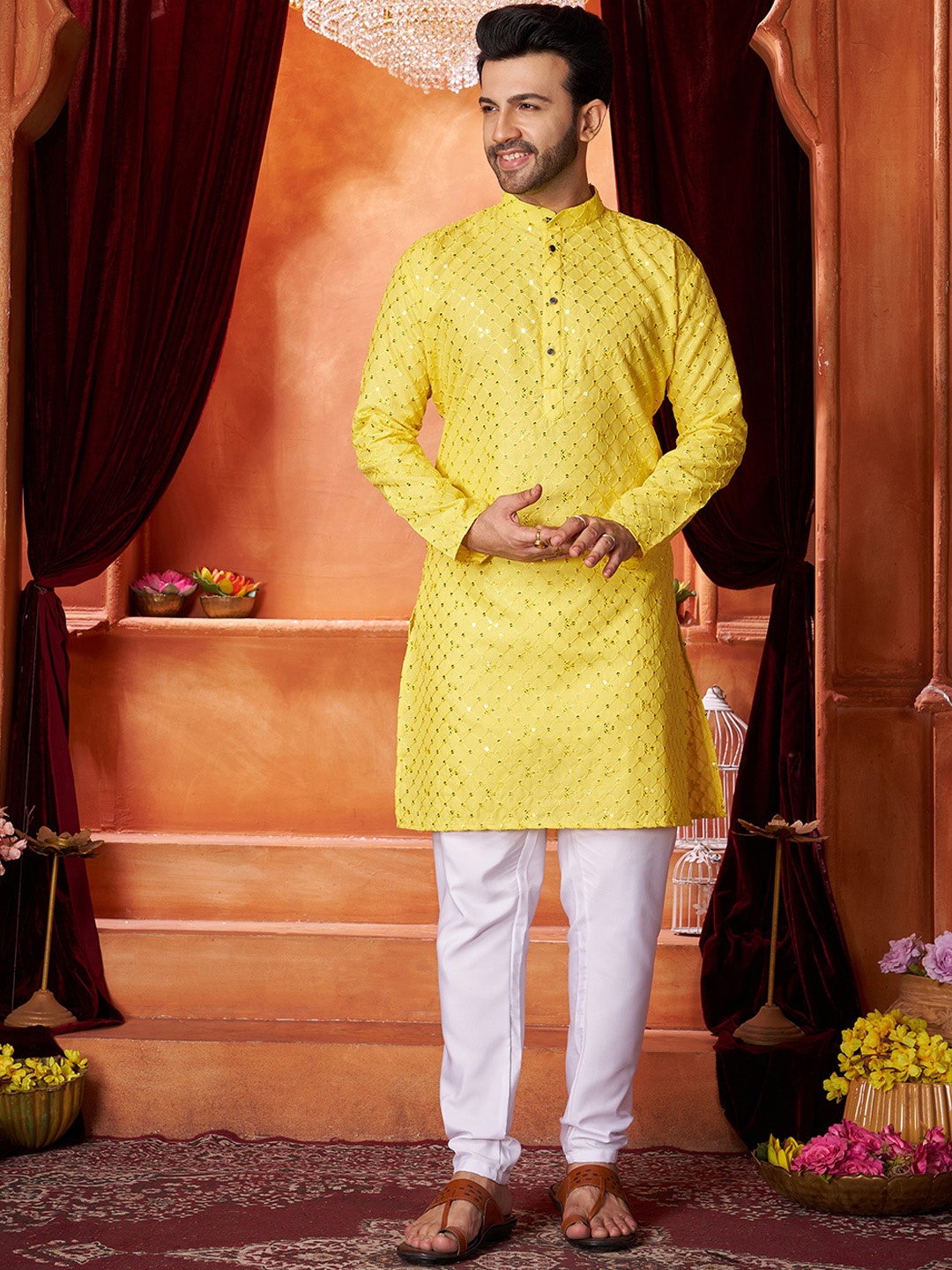 Fashion FRICKS Men Ethnic Motifs Embroidered Regular Sequinned Kurta with Pyjamas, Yellow
Fashion FRICKS Men Ethnic Motifs Embroidered Regular Sequinned Kurta with Pyjamas, Yellow