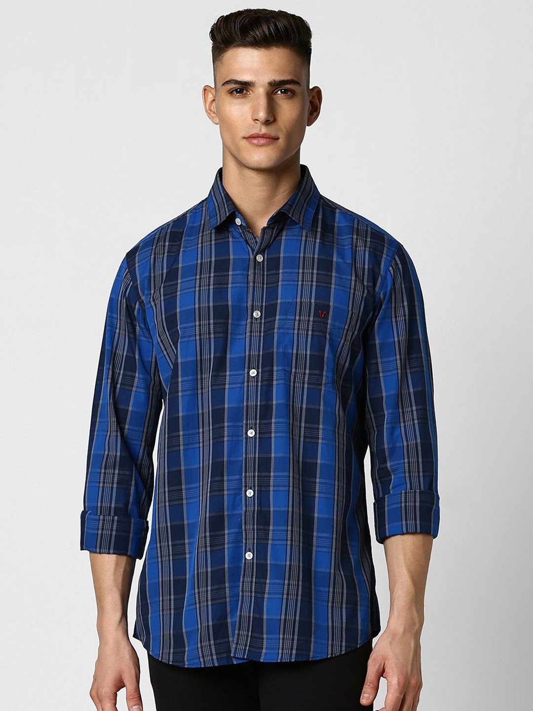 Van Heusen Sport Spread Collar Long Sleeves Slim Fit Cotton Checked Casual Shirt, Blue
Van Heusen Sport Spread Collar Long Sleeves Slim Fit Cotton Checked Casual Shirt, Blue