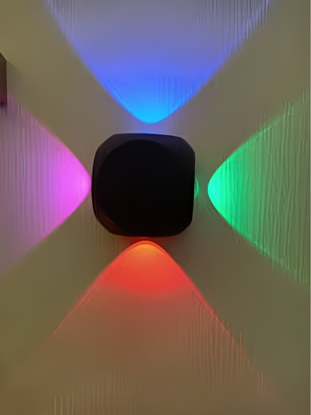 SPARK WORLD Black Acrylic Contemporary Square Shaped Wall Lamp 
SPARK WORLD Black Acrylic Contemporary Square Shaped Wall Lamp