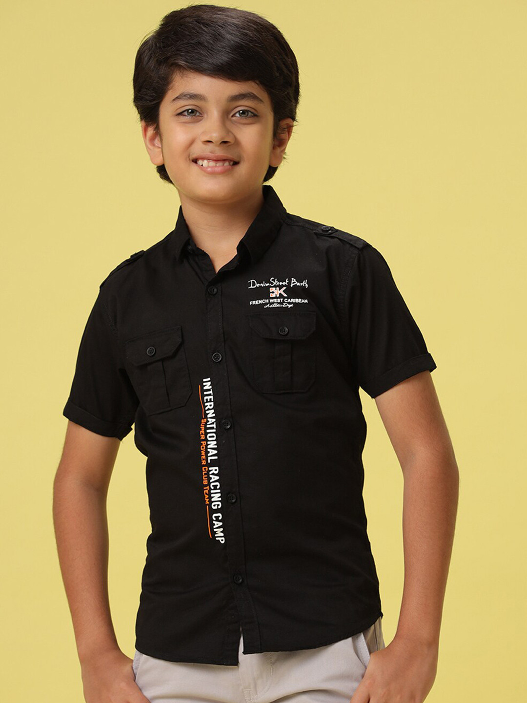 V-Mart Boys Typography Printed Spread Collar Short Sleeves Twill Weave Casual Shirt, Black
V-Mart Boys Typography Printed Spread Collar Short Sleeves Twill Weave Casual Shirt, Black