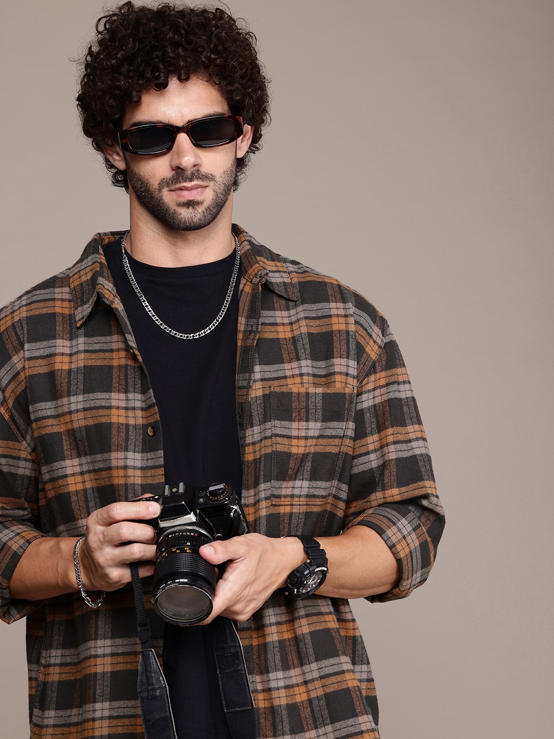 The Roadster Lifestyle Co. Tartan Flannel Pure Cotton Oversized Checked Casual Shirt, Brown
The Roadster Lifestyle Co. Tartan Flannel Pure Cotton Oversized Checked Casual Shirt, Brown