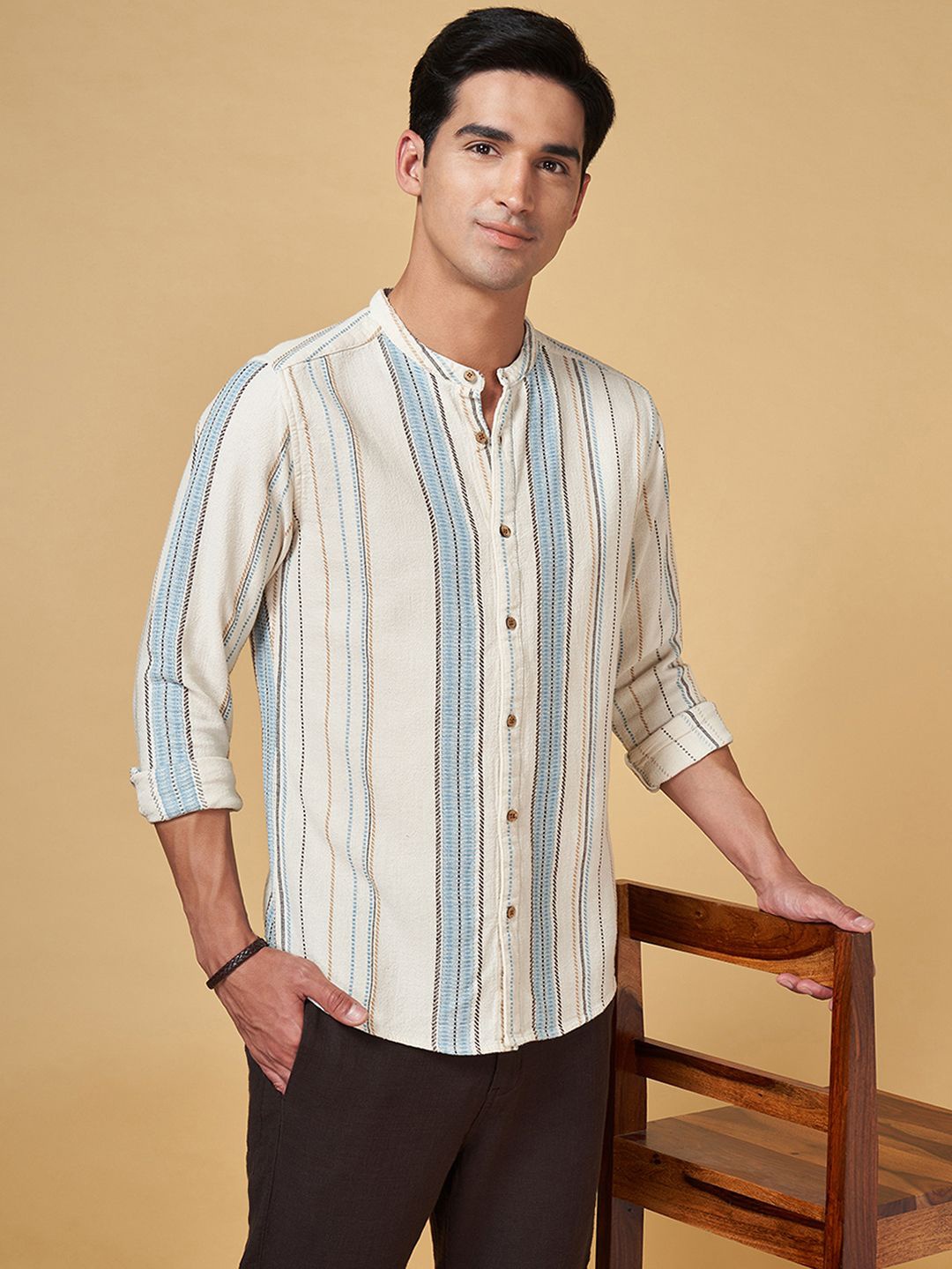 7 Alt by Pantaloons Relaxed Fit Multi Striped Band Collar Pure Cotton Casual Shirt, Off white
7 Alt by Pantaloons Relaxed Fit Multi Striped Band Collar Pure Cotton Casual Shirt, Off white