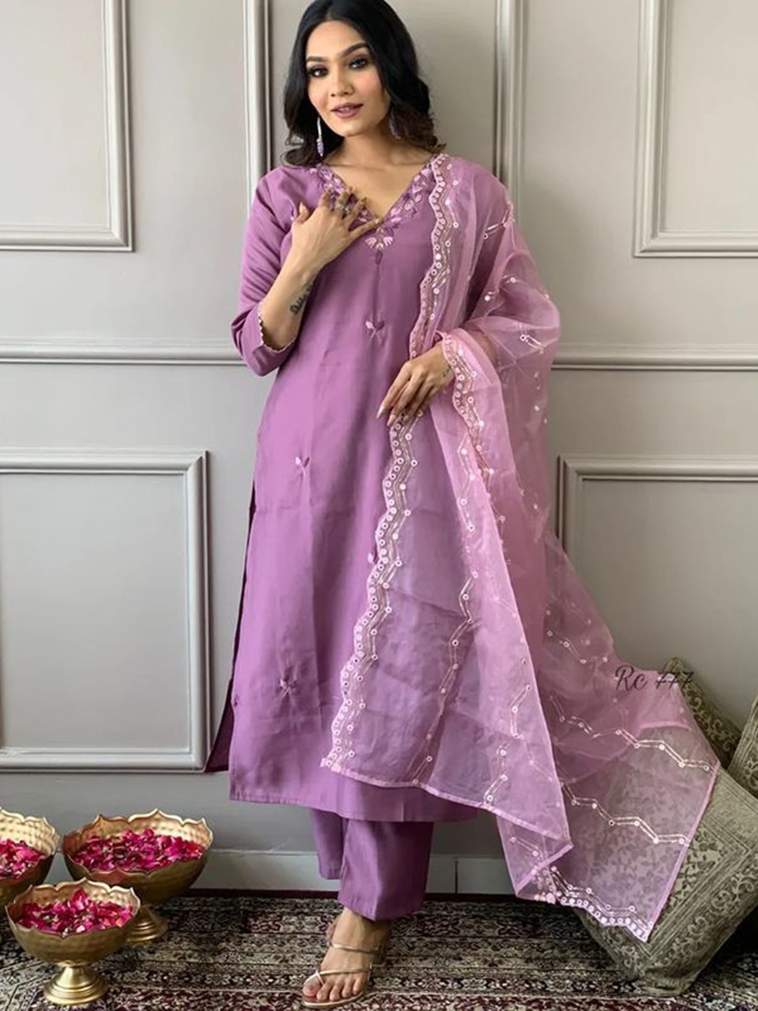 KALINI Women Floral Embroidered Regular Mirror Work Kurta with Trousers & With Dupatta, Lavender
KALINI Women Floral Embroidered Regular Mirror Work Kurta with Trousers & With Dupatta, Lavender